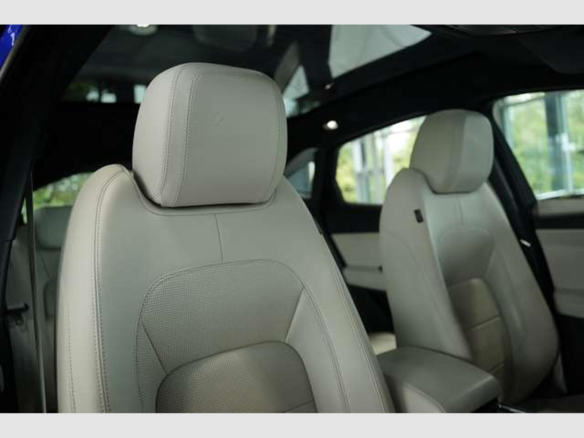 Jaguar E-Pace R-Dynamic HSE AWD *2. HD *Pano *H-UP *Mem (2018) - Photo 19
