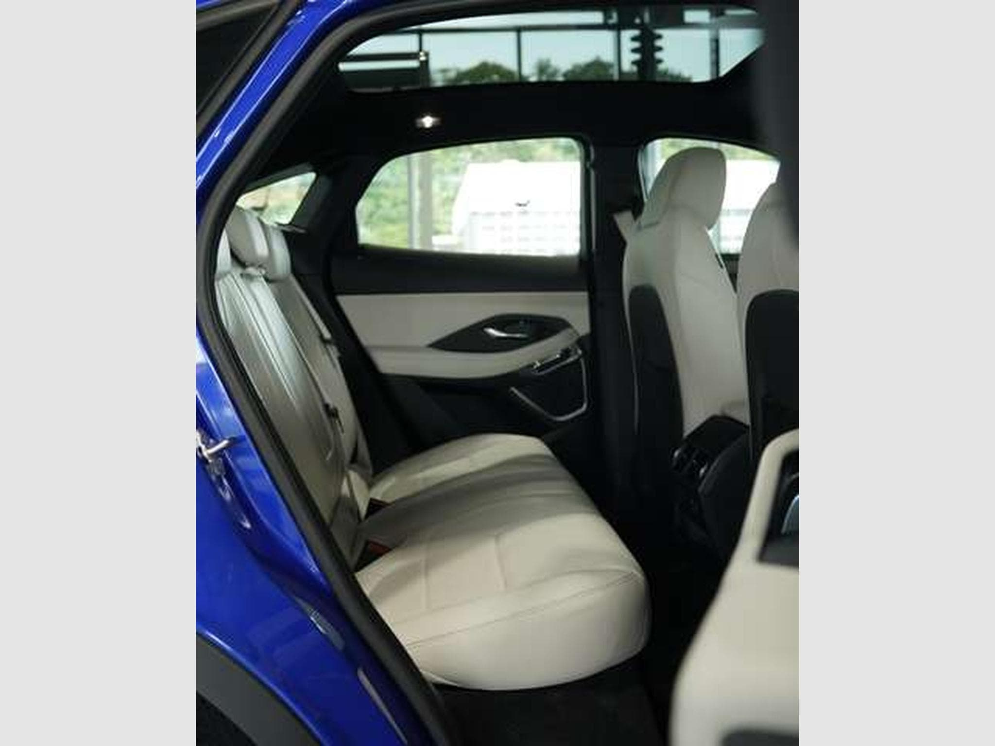 Jaguar E-Pace R-Dynamic HSE AWD *2. HD *Pano *H-UP *Mem (2018) - Photo 24