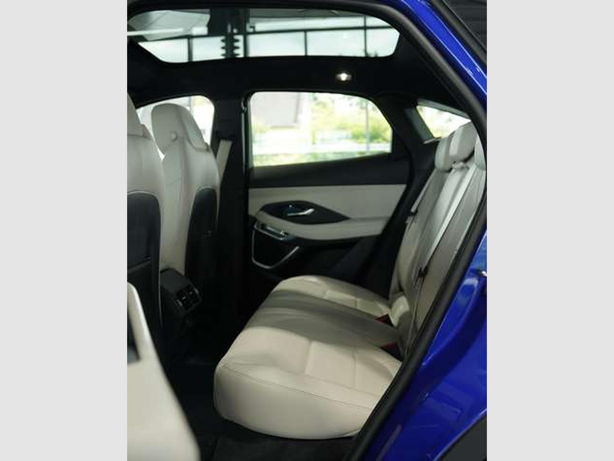 Jaguar E-Pace R-Dynamic HSE AWD *2. HD *Pano *H-UP *Mem (2018) - Photo 25