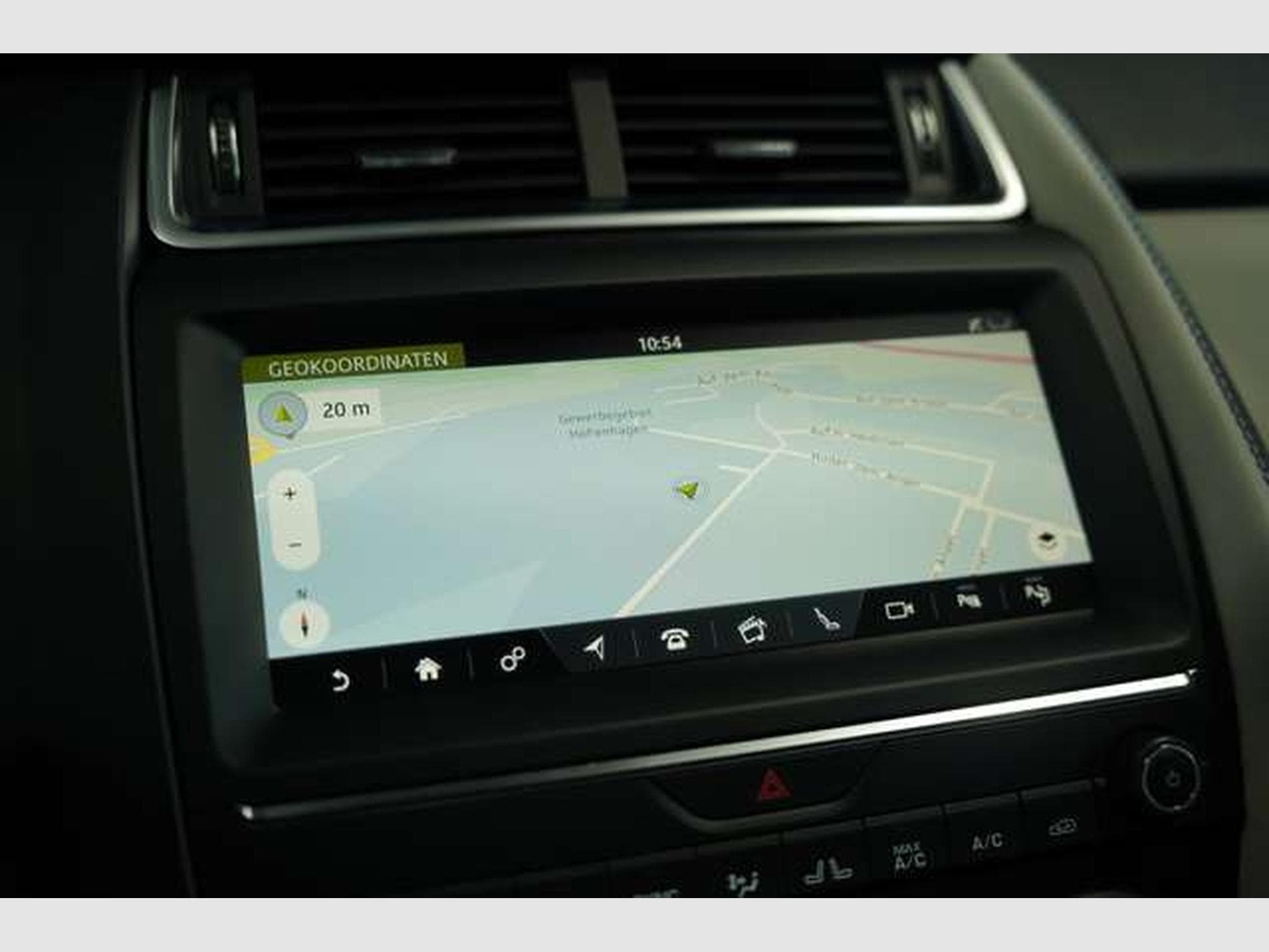Jaguar E-Pace R-Dynamic HSE AWD *2. HD *Pano *H-UP *Mem (2018) - Photo 35