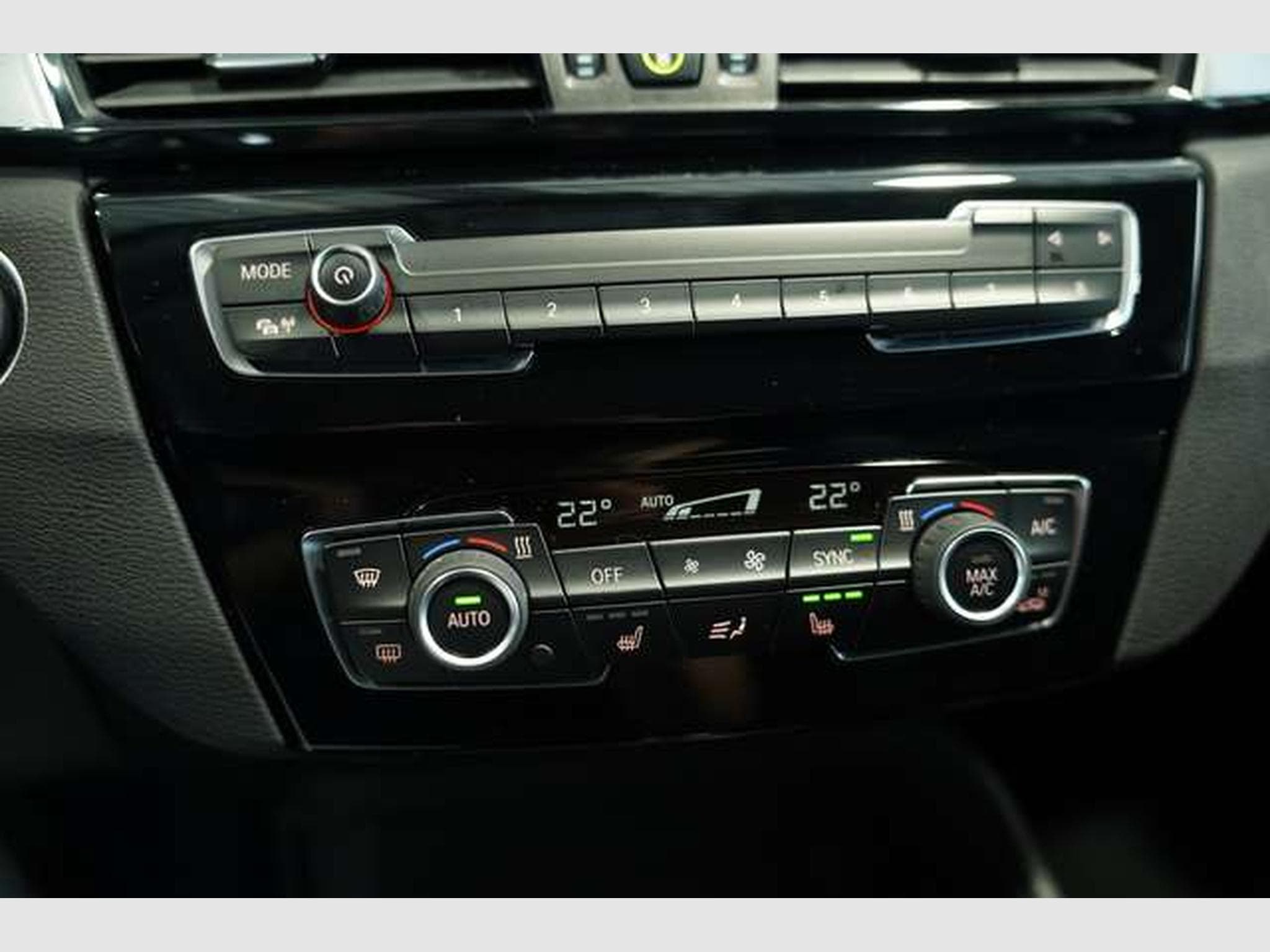 BMW X1 sDrive 18 I Advantage *1.H *Sportsitze *Leder (2021) - Photo 31