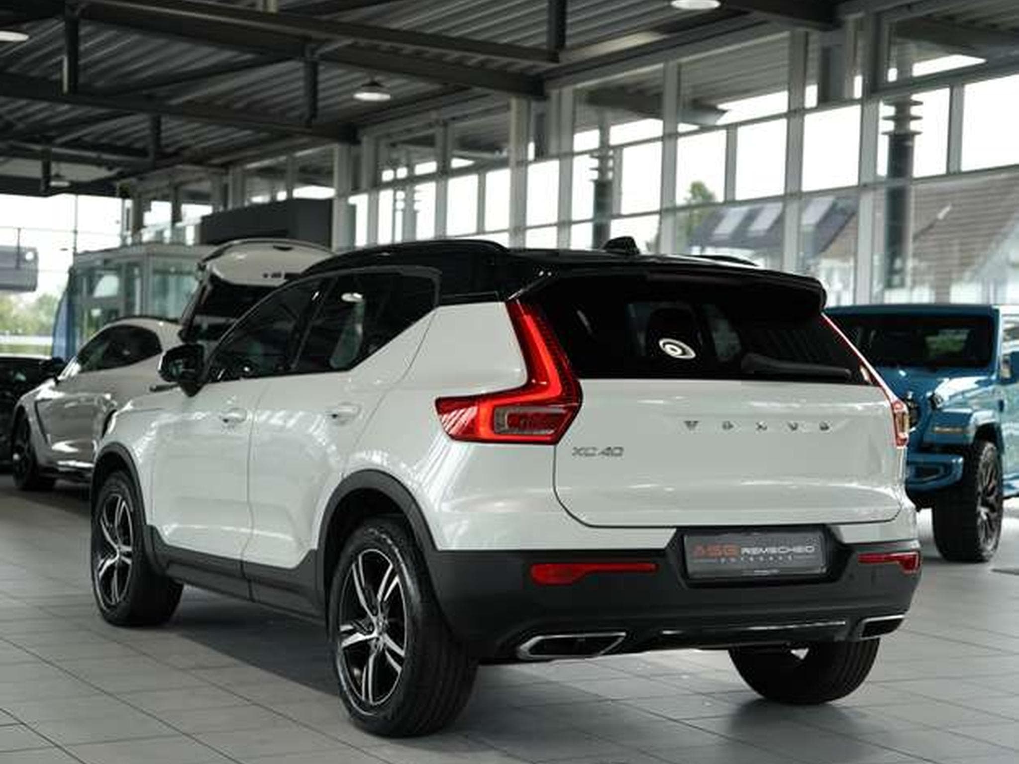 Volvo XC40 R Design 2WD *2.H *Digital *GSD *360° *H&K (2018) - Photo 10