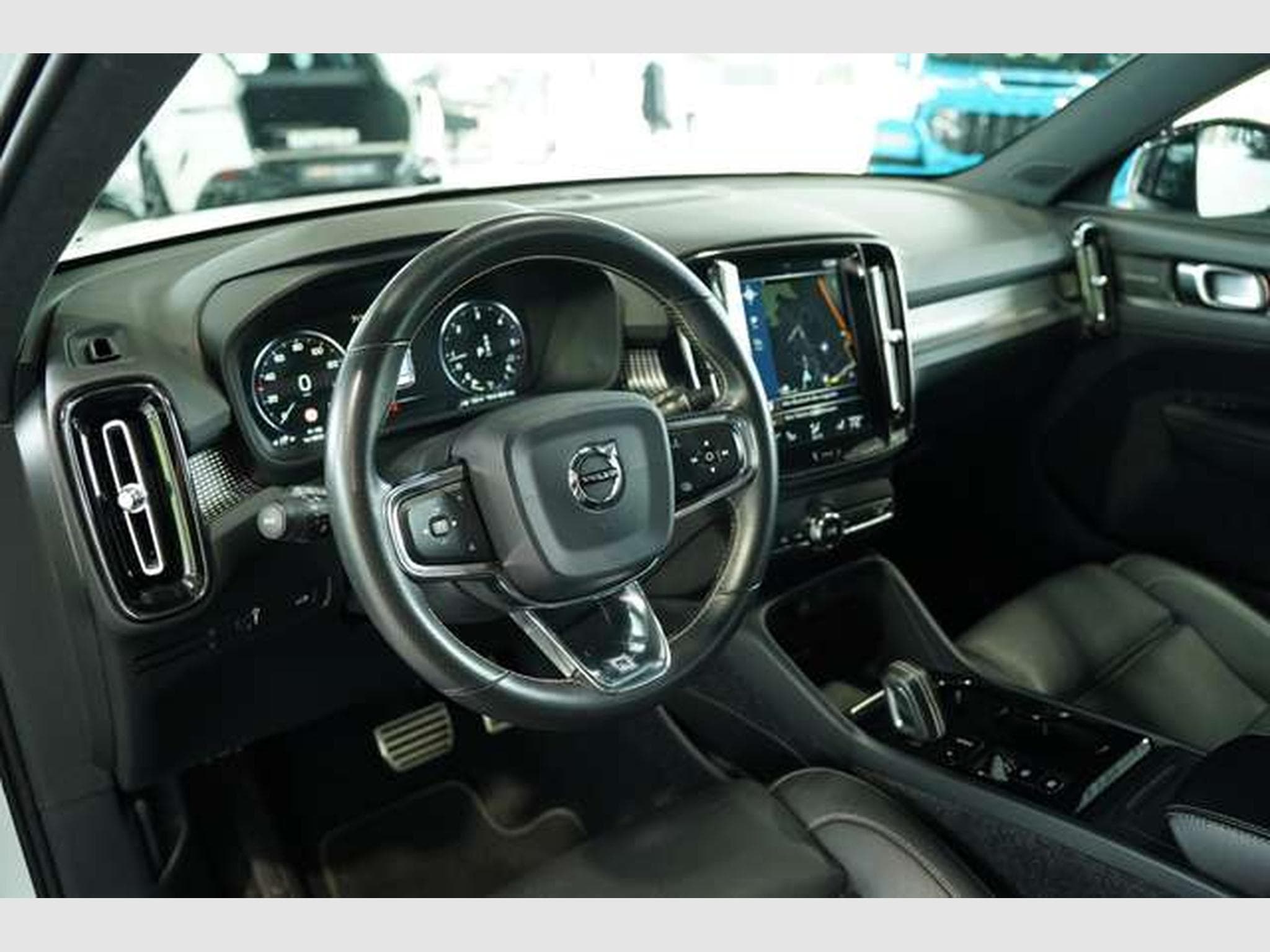 Volvo XC40 R Design 2WD *2.H *Digital *GSD *360° *H&K (2018) - Photo 22