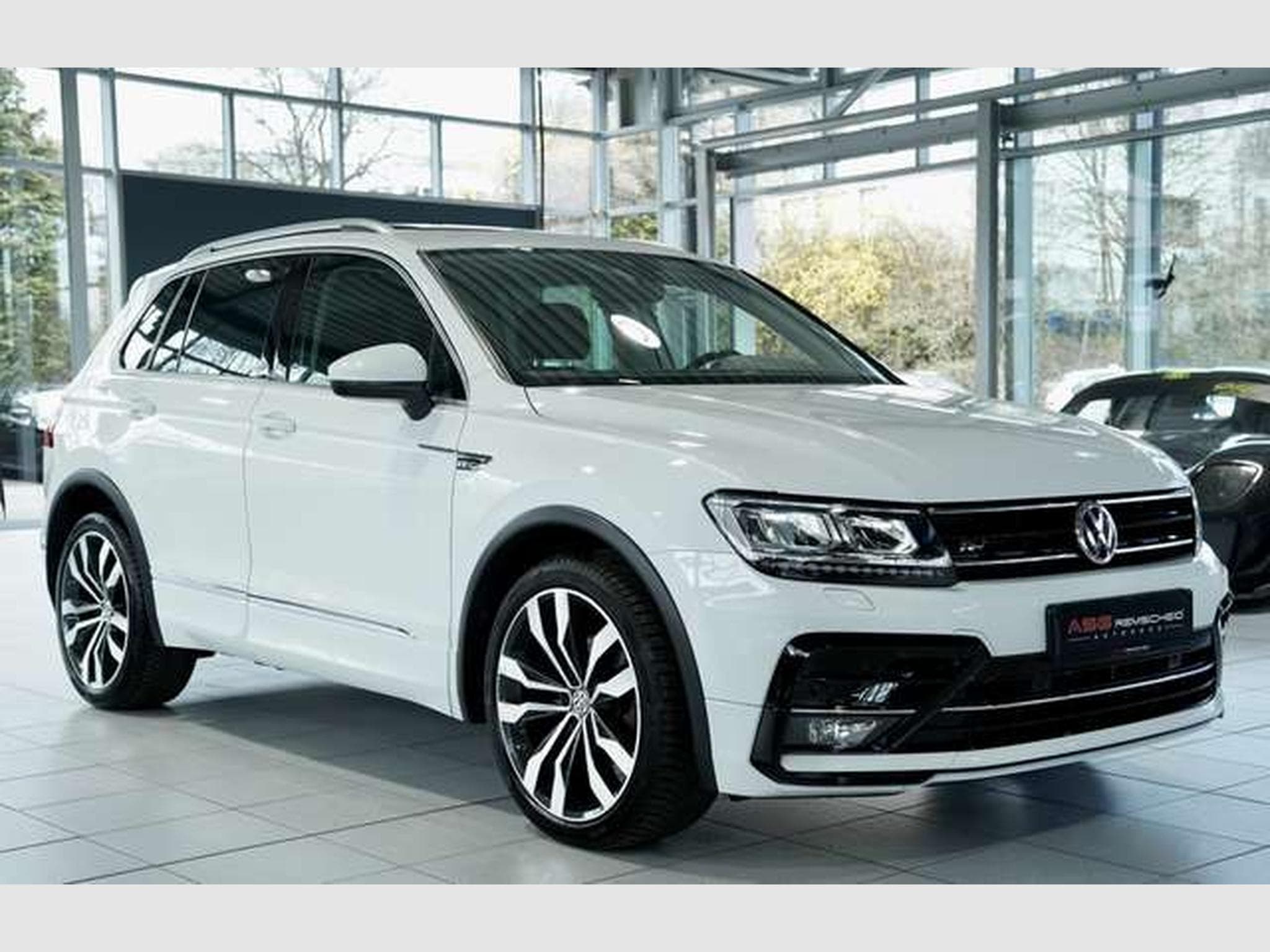 VW Tiguan 2.0TDI DSG *R Line *1.Hand*AHK *MwSt *20 (2018) - Photo 4