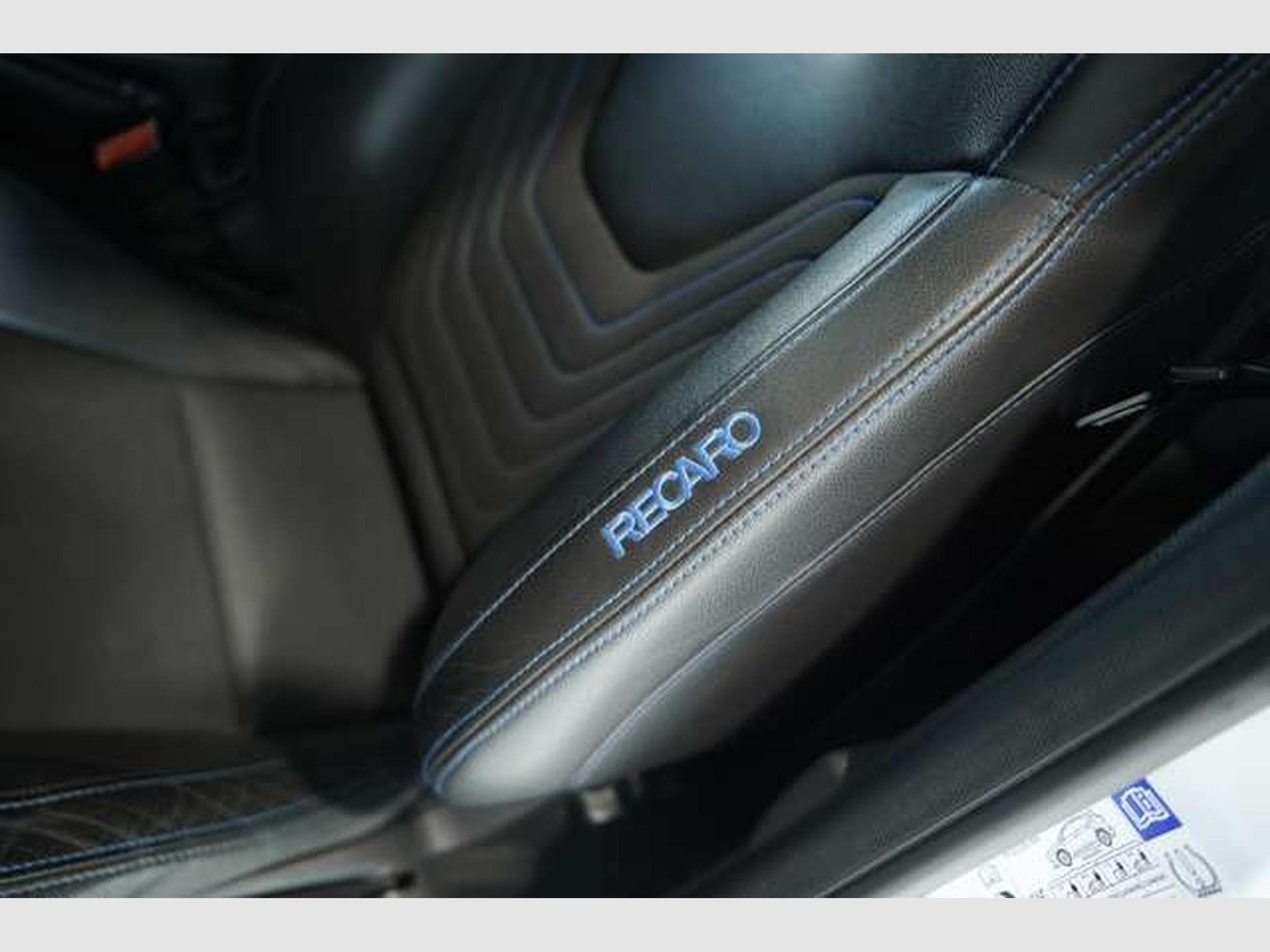 Ford Focus RS *19 Zoll *Recaro*MILLTEK*Navi*Öhlins* (2016) - Photo 28
