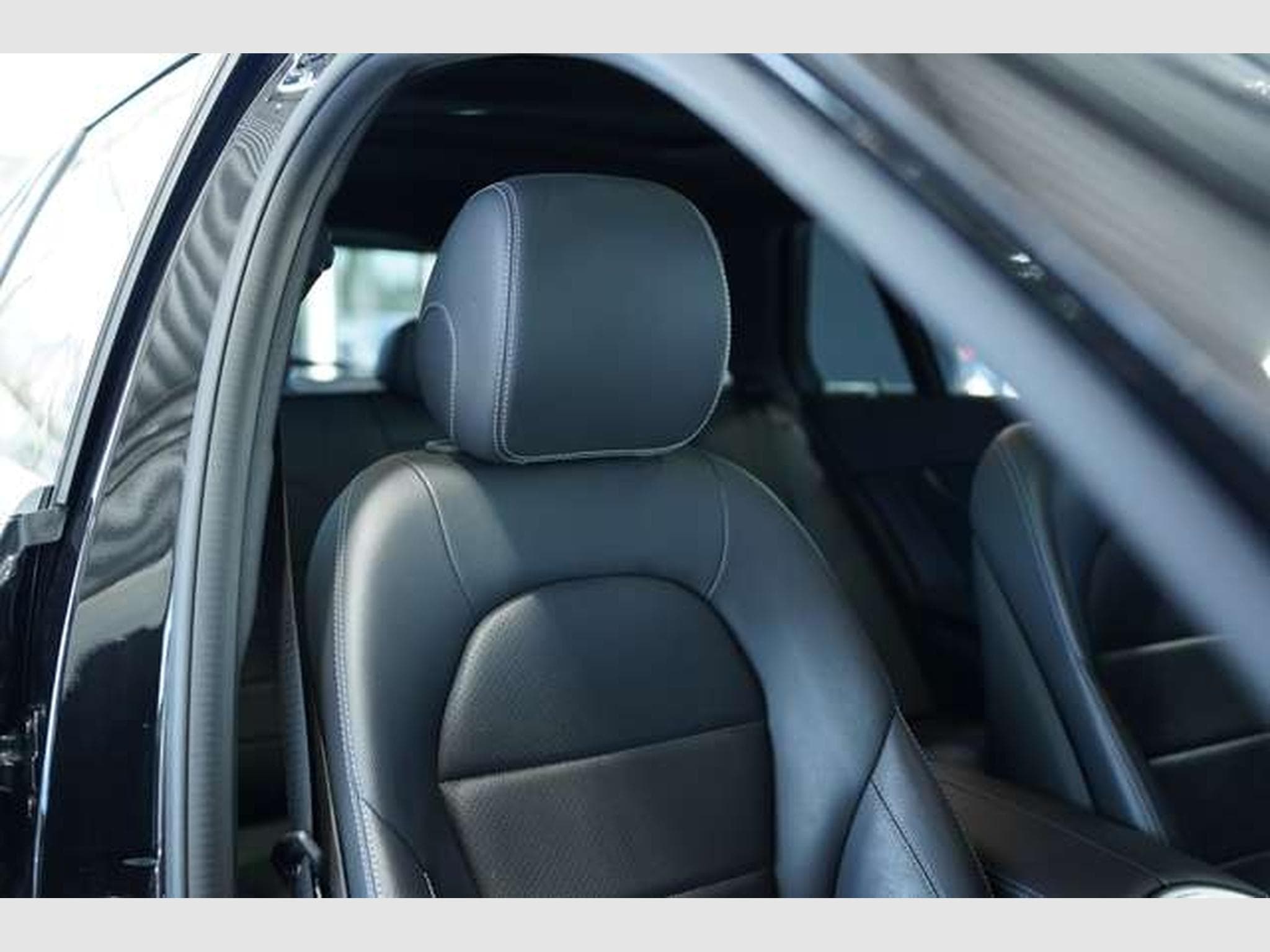 Mercedes C 200 T 9G-Tr. 4Matic AMG Line *Pano *Widescreen (2019) - Photo 14