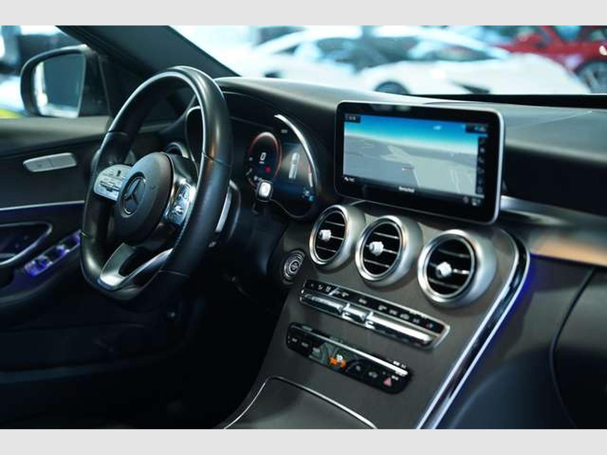Mercedes C 200 T 9G-Tr. 4Matic AMG Line *Pano *Widescreen (2019) - Photo 16