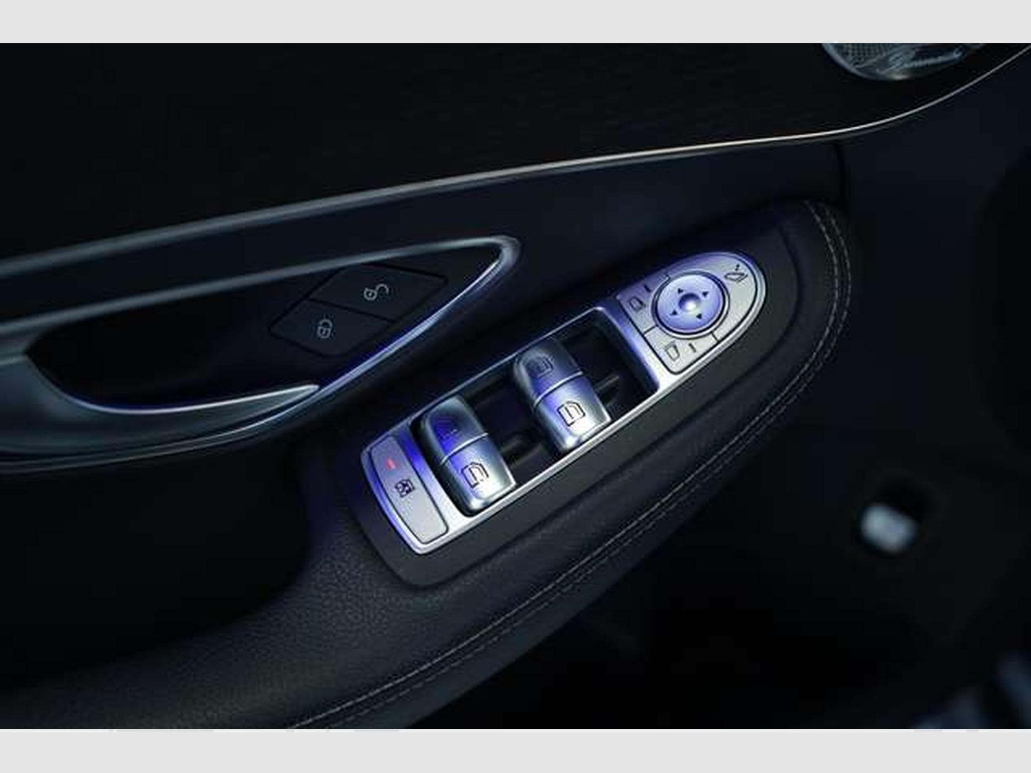 Mercedes C 200 T 9G-Tr. 4Matic AMG Line *Pano *Widescreen (2019) - Photo 24