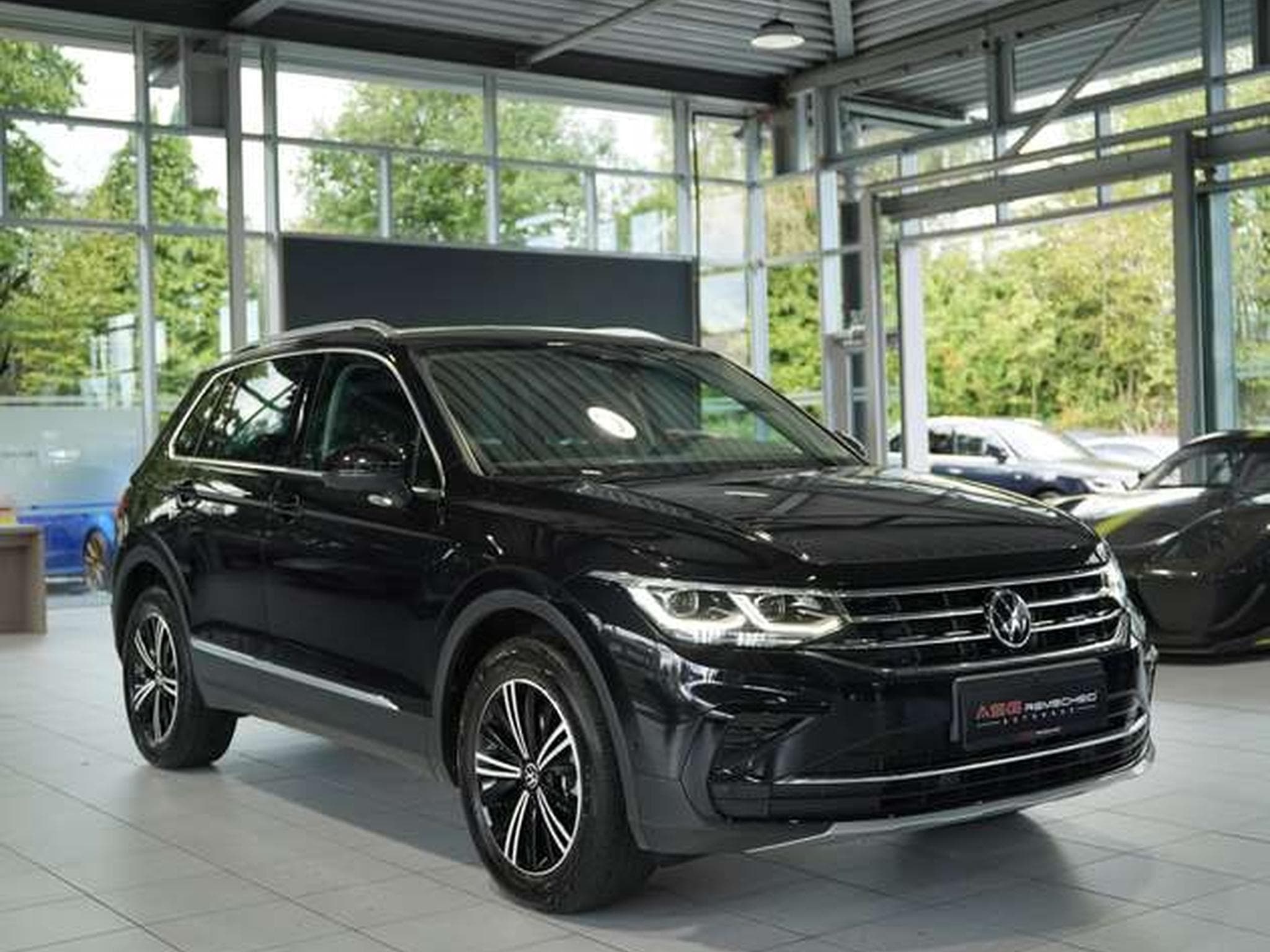 VW Tiguan Elegance eHybrid DSG *1.H *MwSt. *Matrix (2021) - Photo 3