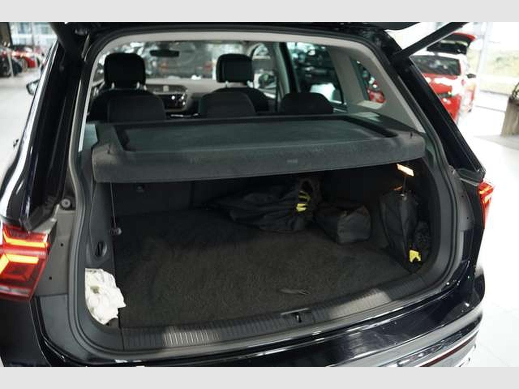 VW Tiguan Elegance eHybrid DSG *1.H *MwSt. *Matrix (2021) - Photo 16