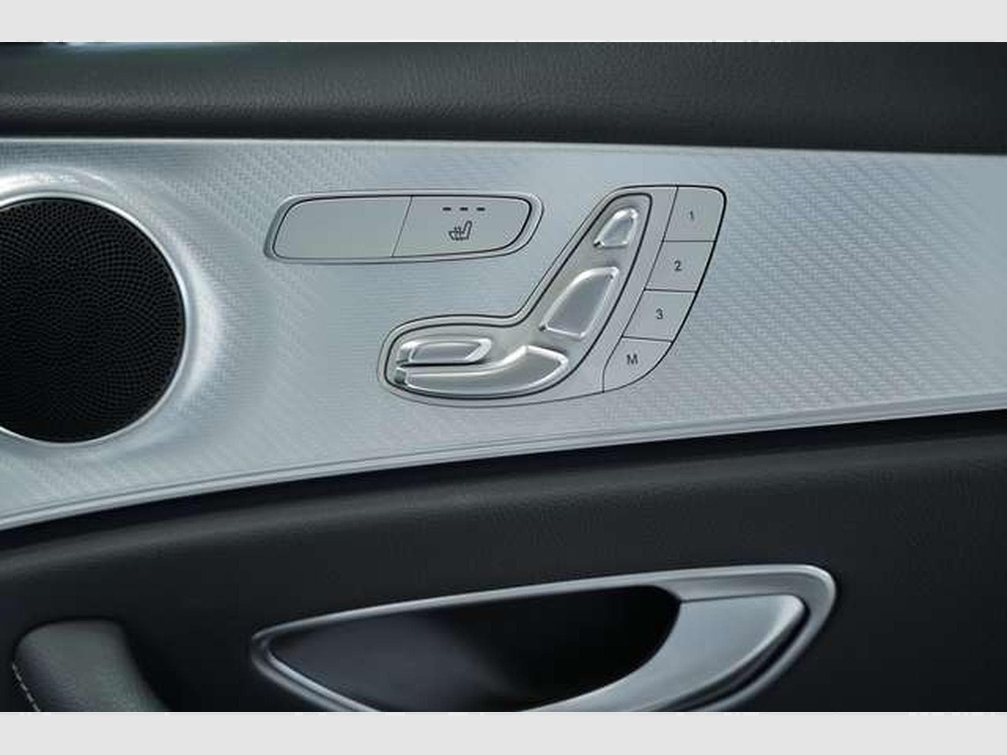 Mercedes E 220 d 4Matic All-Terrain *Widescreen *LED * (2019) - Photo 20