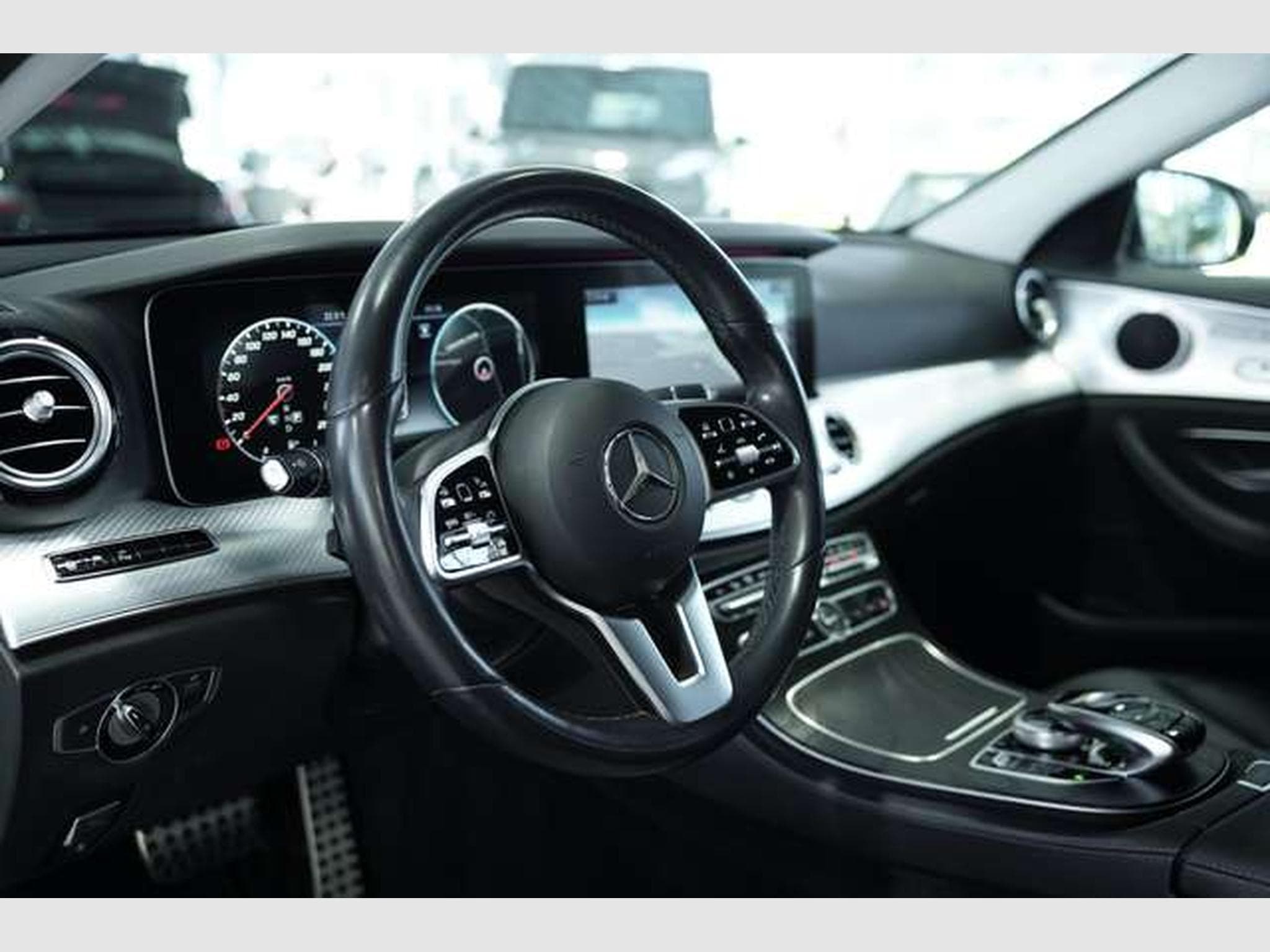Mercedes E 220 d 4Matic All-Terrain *Widescreen *LED * (2019) - Photo 29