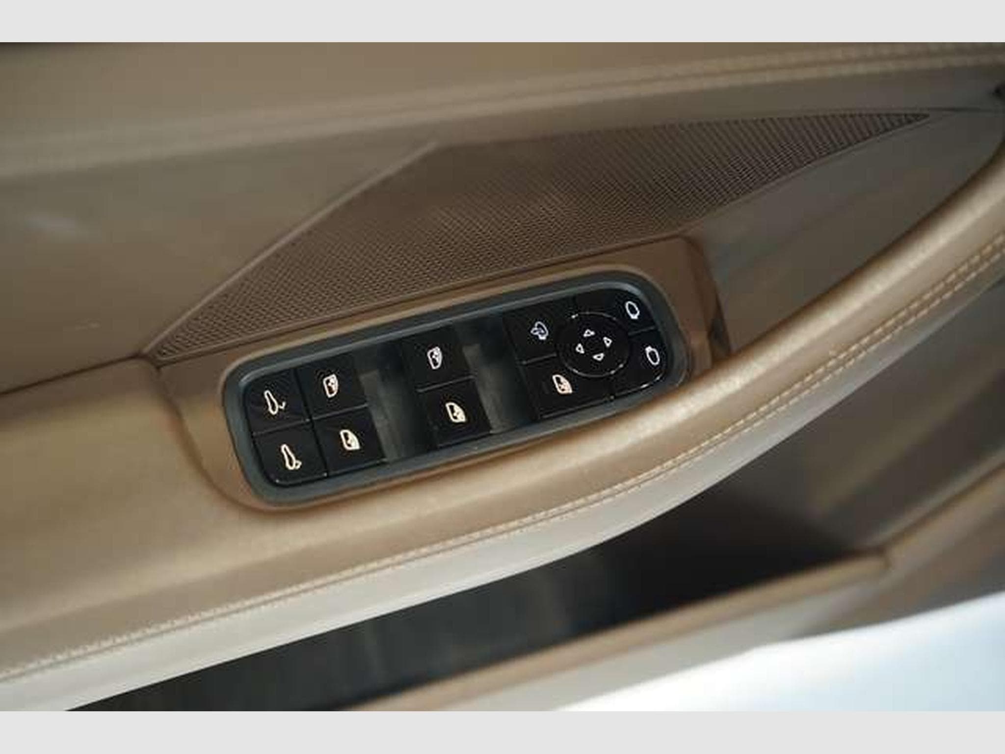 Porsche Panamera 4 S *1.HD *21 *Pano *NP152TSD *LUFT (2017) - Photo 31