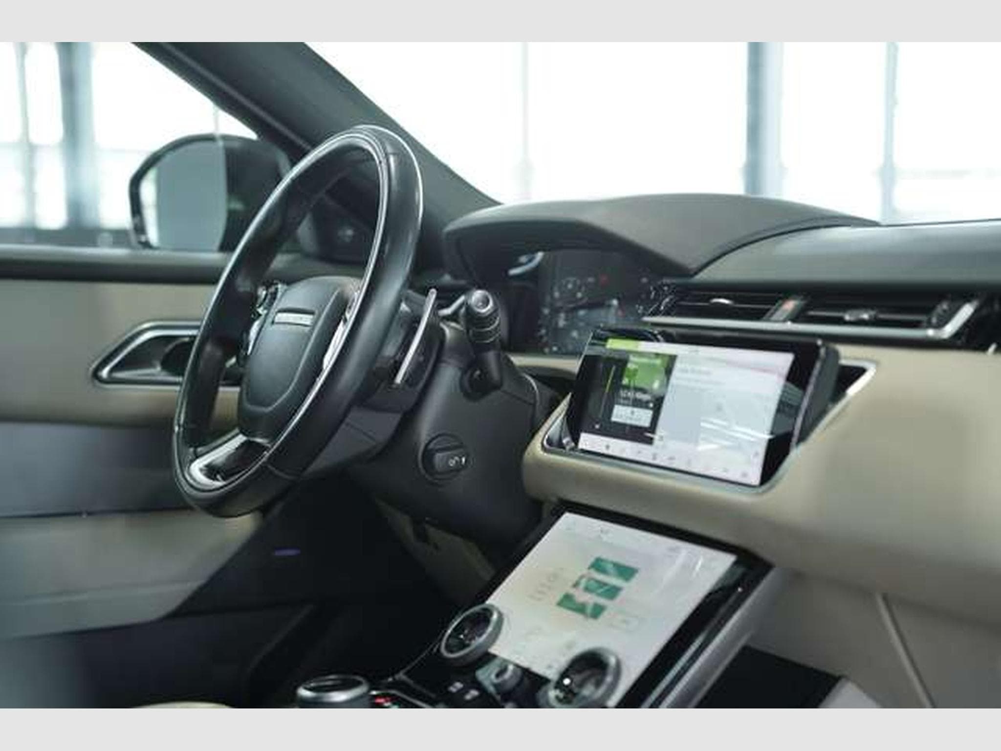 Land-Rover Range Rover Velar R-Dynamic S P380 *22 *Luft* (2017) - Photo 17