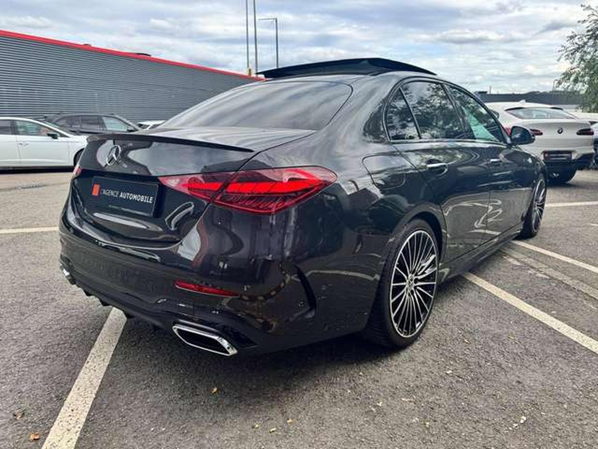 Mercedes C 180 9G-TRONIC AMG Line / 1ER OWNER / JUSQU'A 36 MOIS GARANTIE (2022) - Foto 5