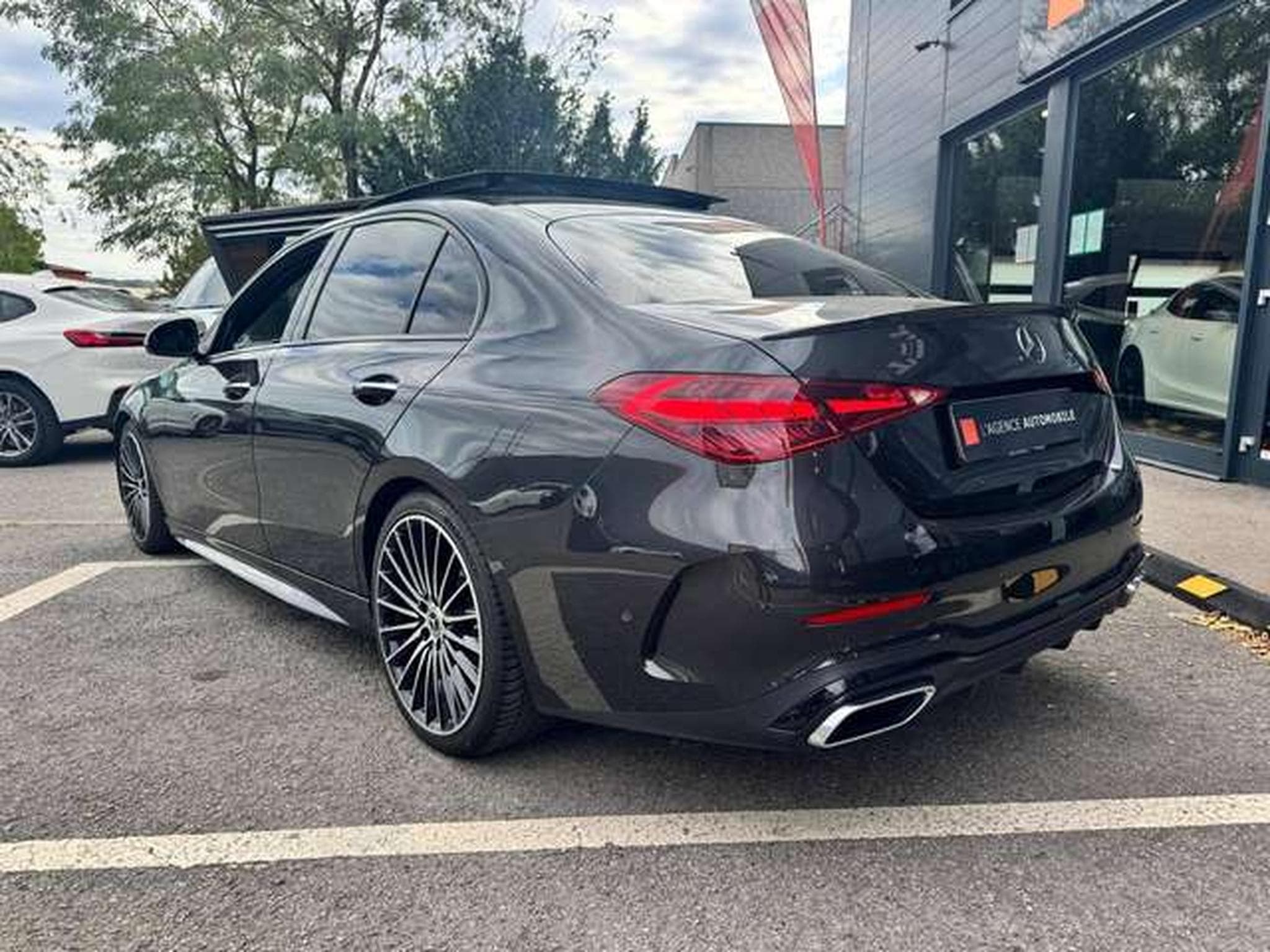 Mercedes C 180 9G-TRONIC AMG Line / 1ER OWNER / JUSQU'A 36 MOIS GARANTIE (2022) - Foto 7