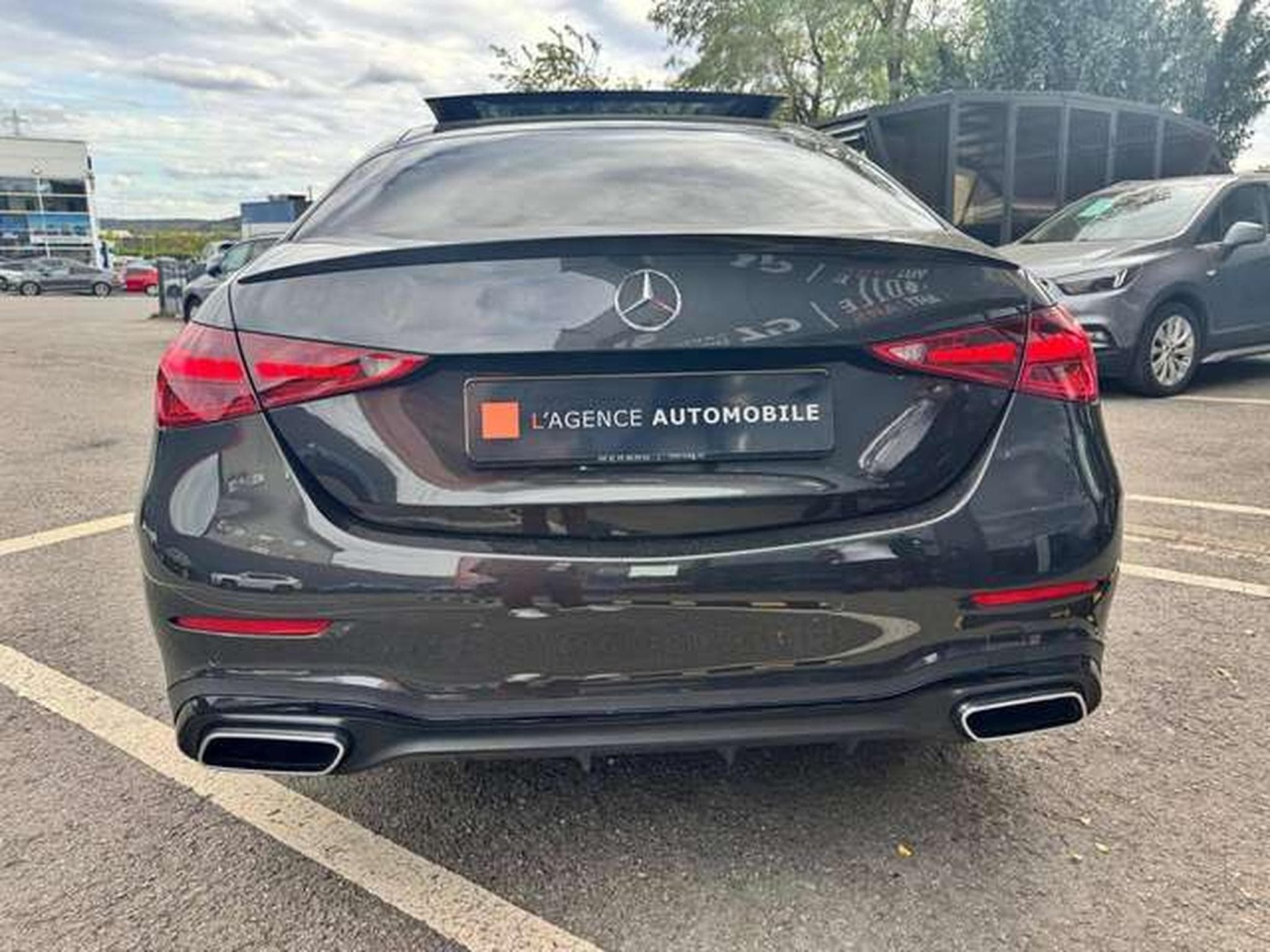 Mercedes C 180 9G-TRONIC AMG Line / 1ER OWNER / JUSQU'A 36 MOIS GARANTIE (2022) - Foto 6