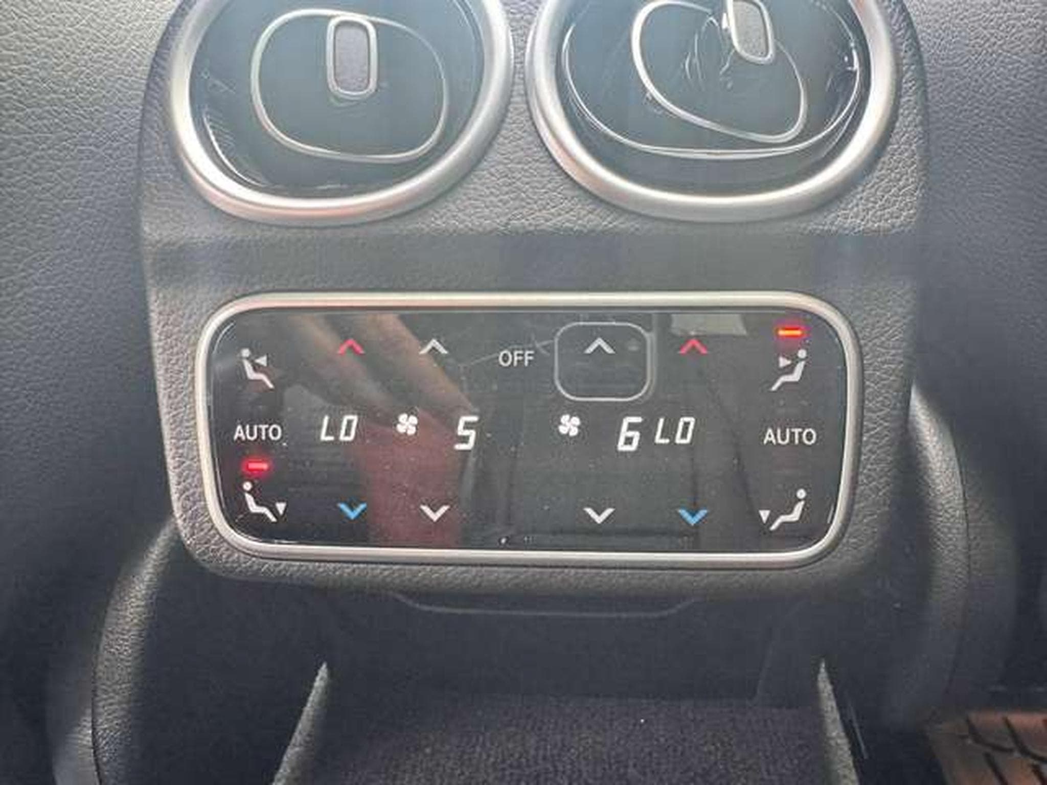 Mercedes C 180 9G-TRONIC AMG Line / 1ER OWNER / JUSQU'A 36 MOIS GARANTIE (2022) - Foto 25