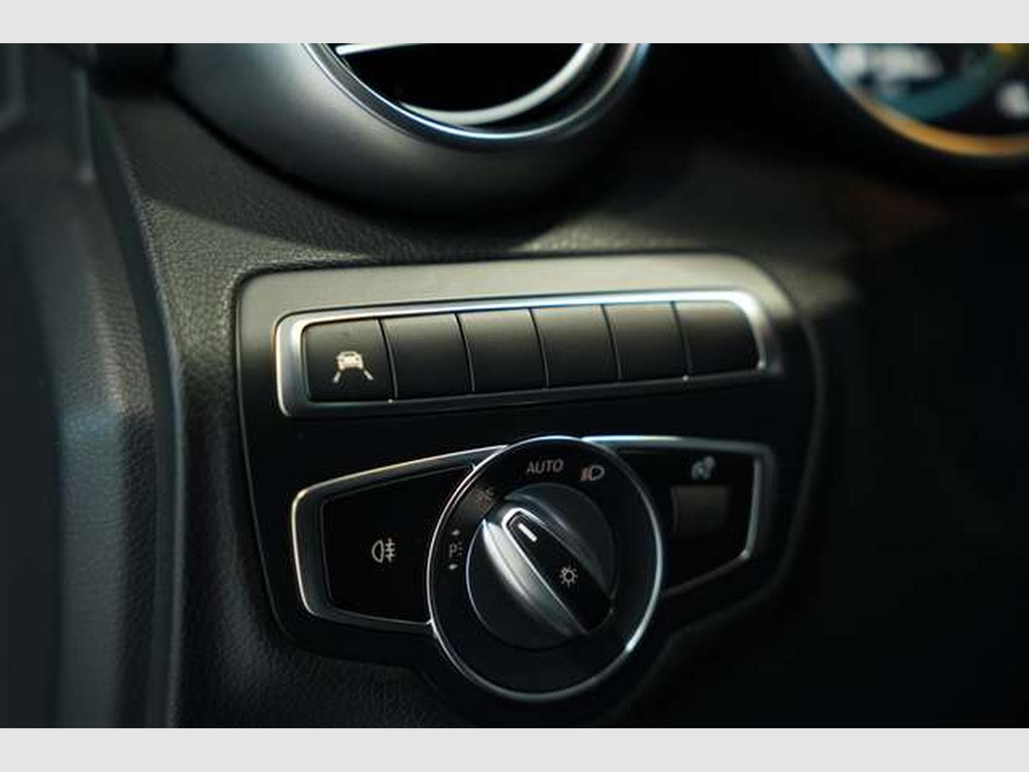 Mercedes C 300 Coupé AMG Line *Pano *Digital *Night (2019) - Photo 31