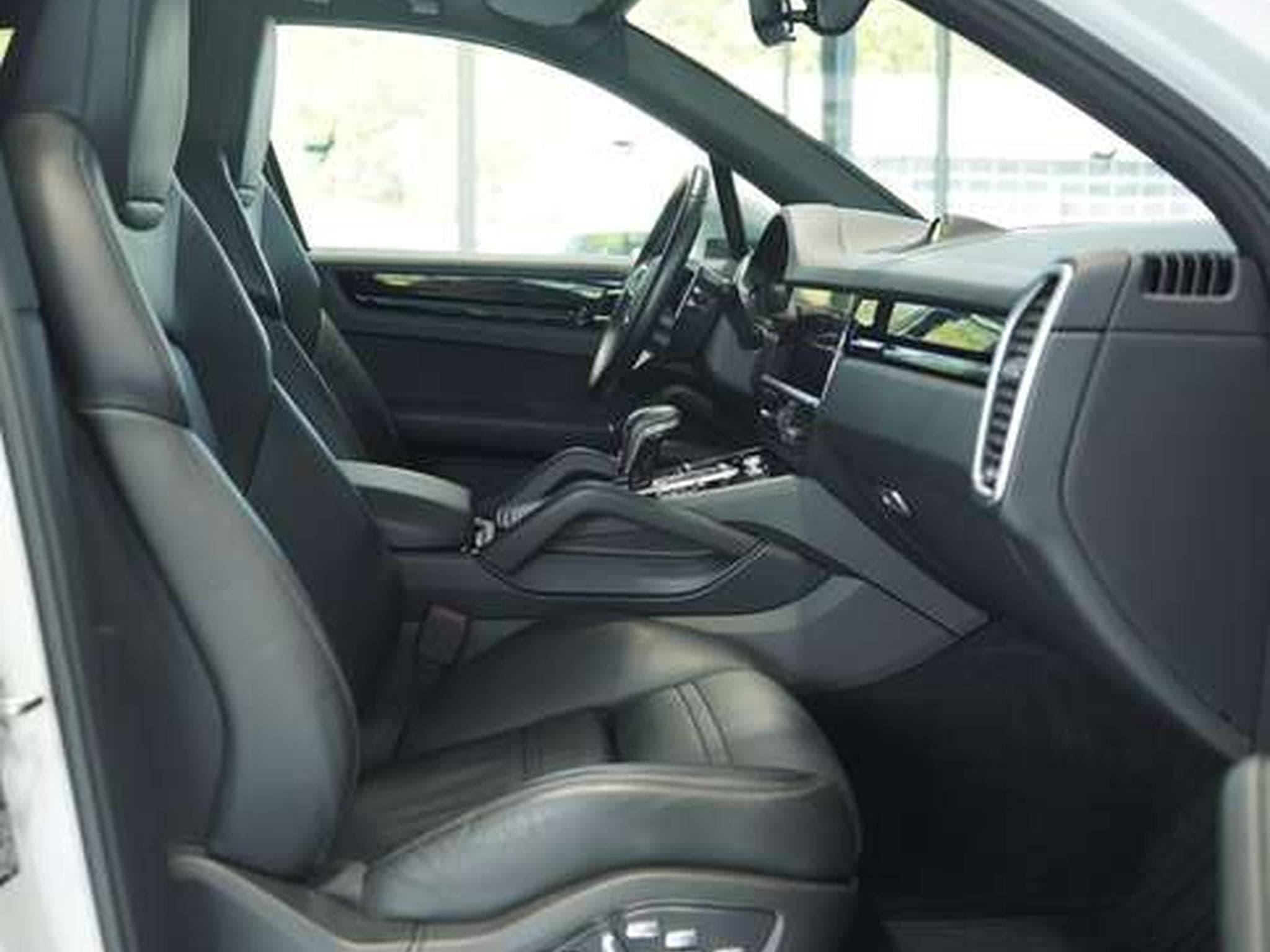 Porsche Cayenne V6 *1.H *21 *Pano*MwSt.*Chrono*LUFT*AHK (2018) - Photo 17