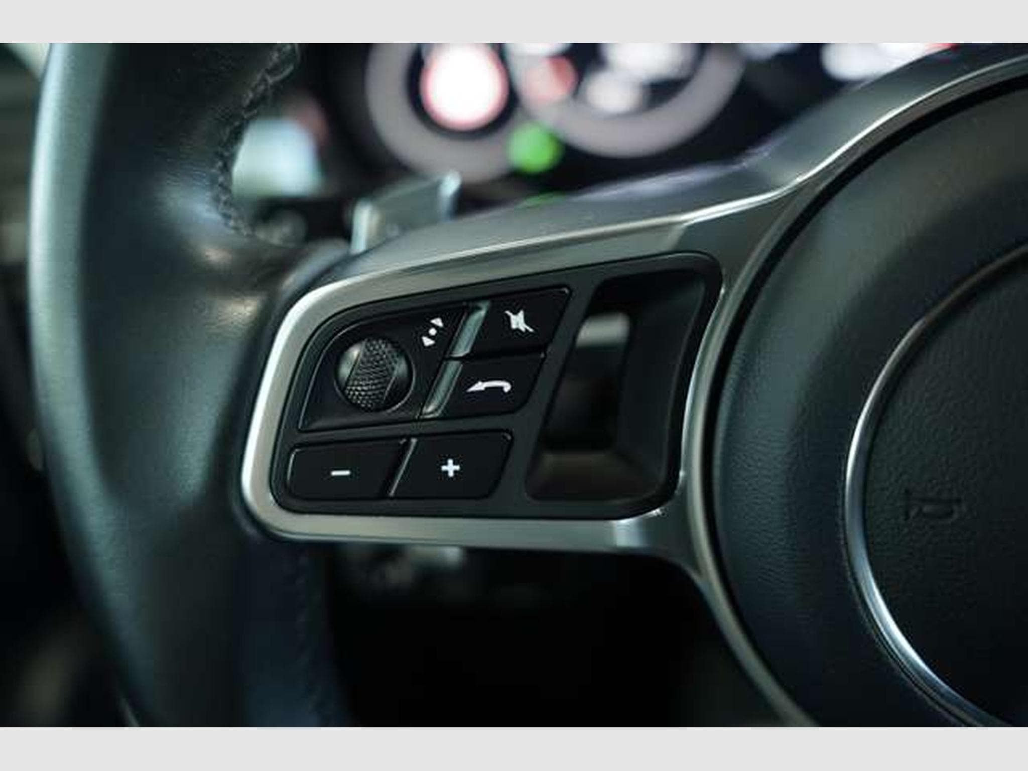 Porsche Cayenne V6 *1.H *21 *Pano*MwSt.*Chrono*LUFT*AHK (2018) - Photo 43