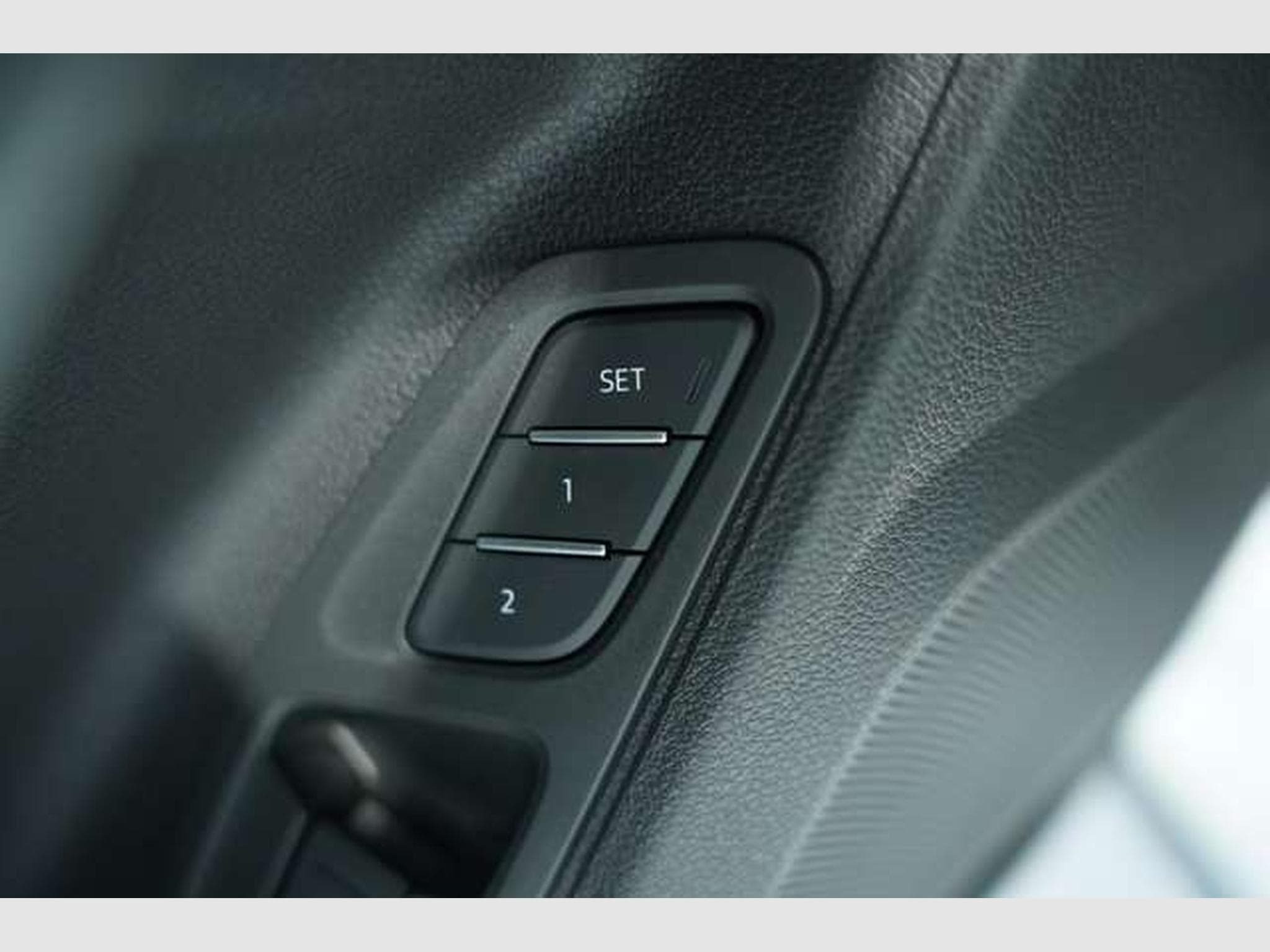 Audi Q3 40 TDI q. S line *1.HD *Virtual *Memory *AHK (2022) - Photo 24
