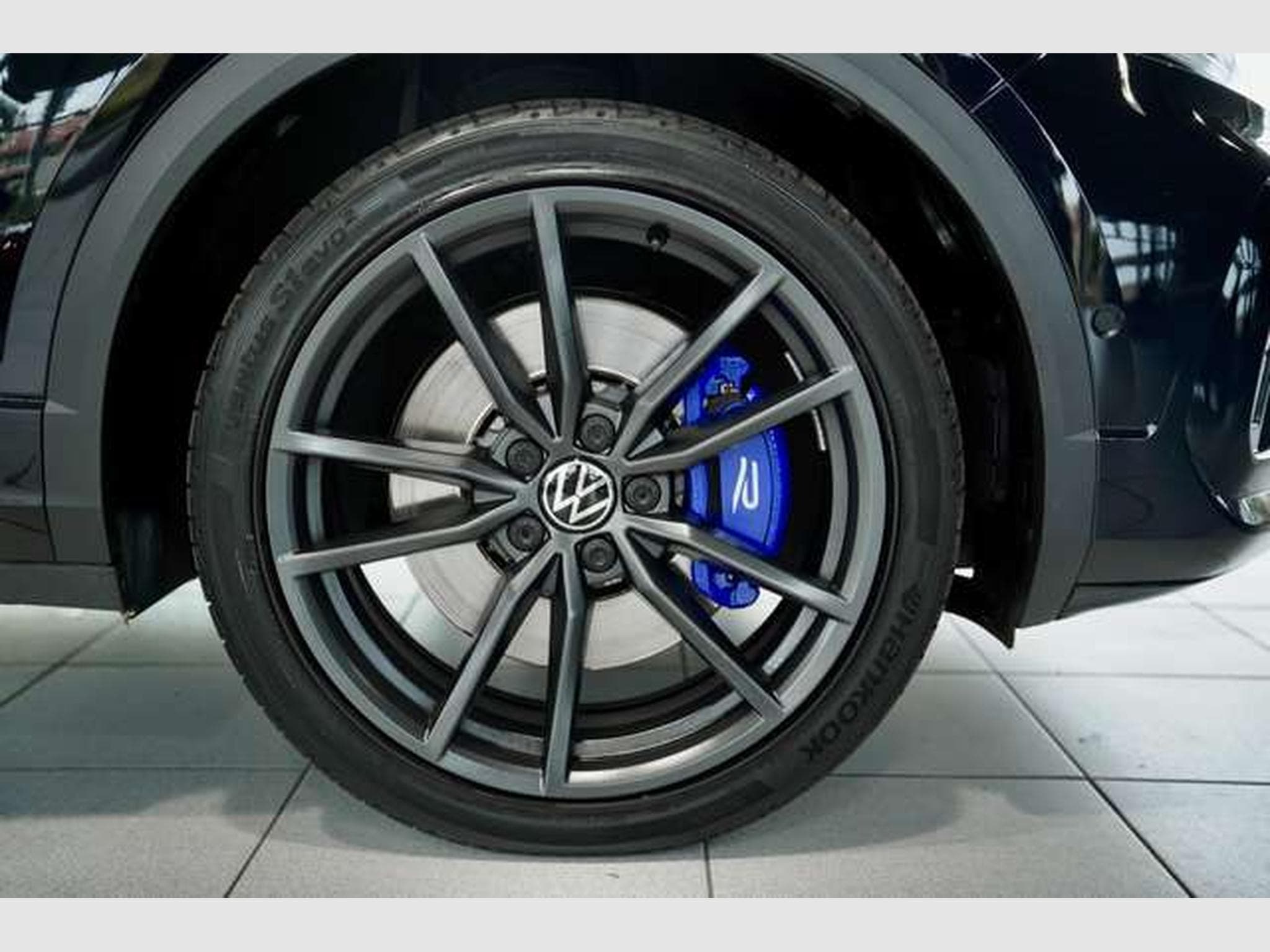 VW T-Roc R 4M *2.H *19 *Pano *AKRA *beats *ACC (2023) - Photo 7