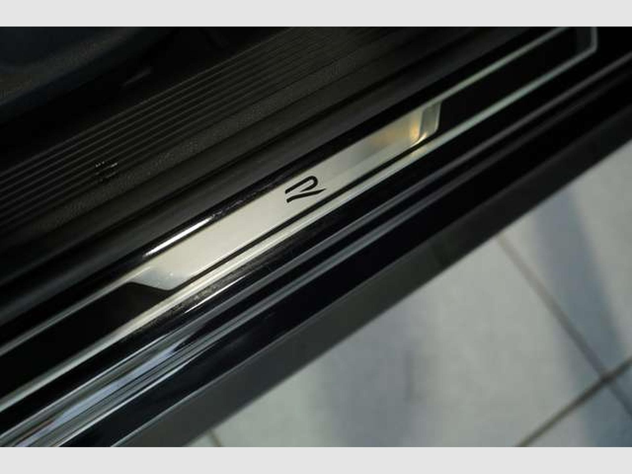 VW T-Roc R 4M *2.H *19 *Pano *AKRA *beats *ACC (2023) - Photo 19