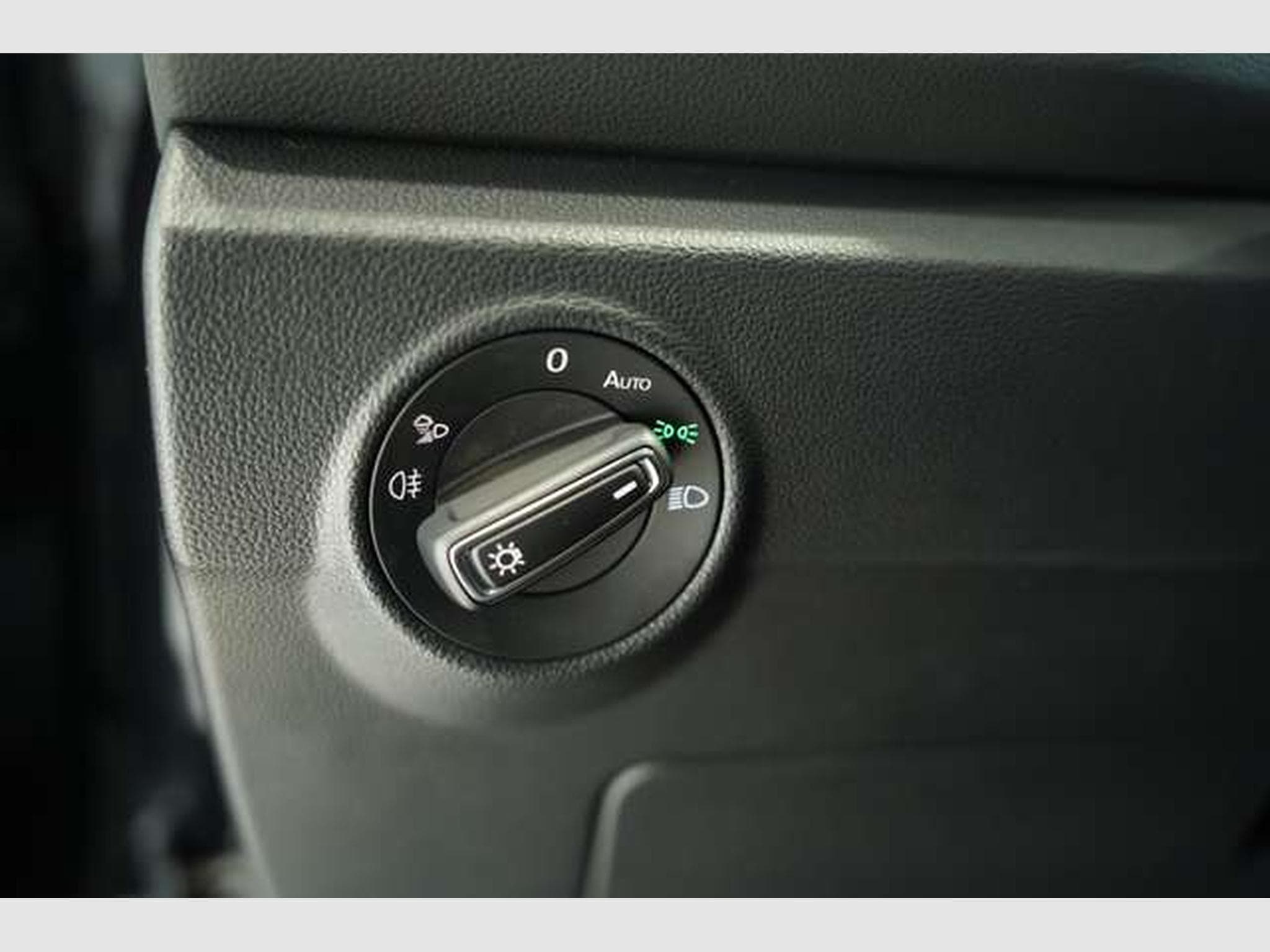 VW T-Roc R 4M *2.H *19 *Pano *AKRA *beats *ACC (2023) - Photo 31