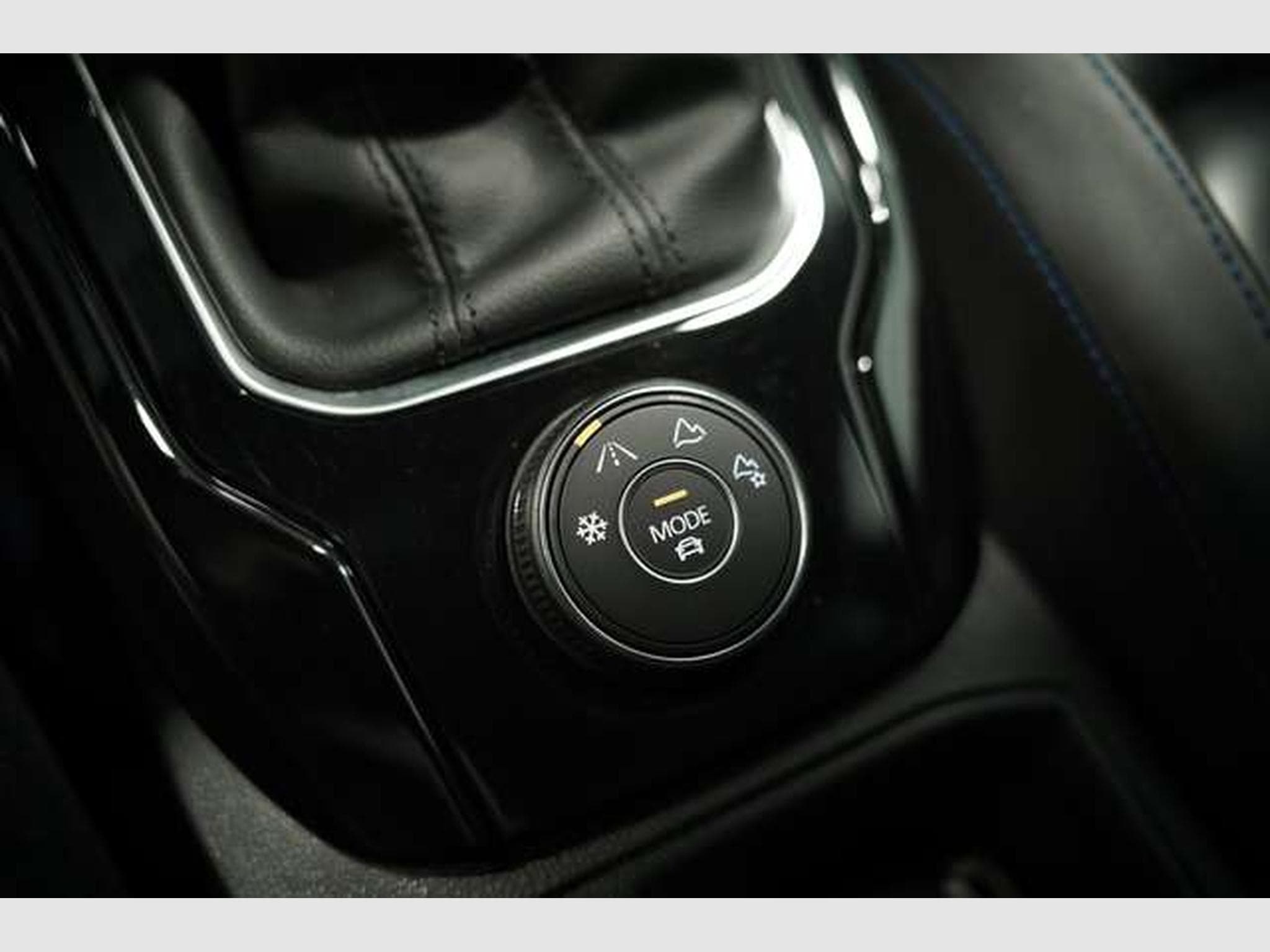 VW T-Roc R 4M *2.H *19 *Pano *AKRA *beats *ACC (2023) - Photo 37