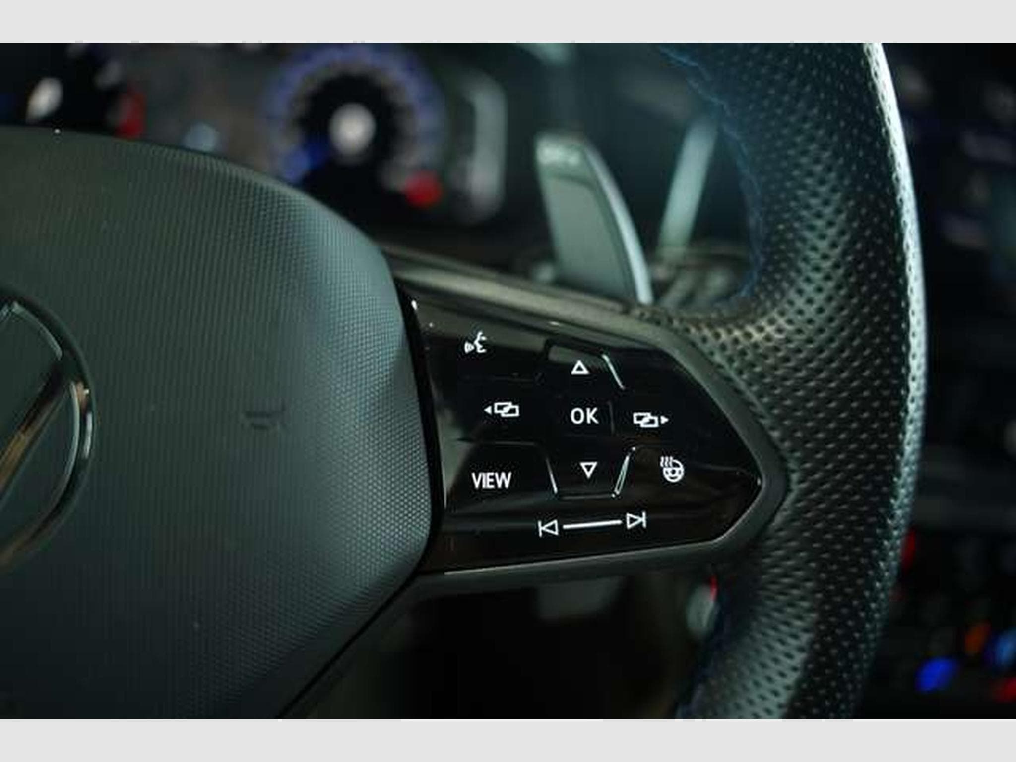 VW T-Roc R 4M *2.H *19 *Pano *AKRA *beats *ACC (2023) - Photo 43
