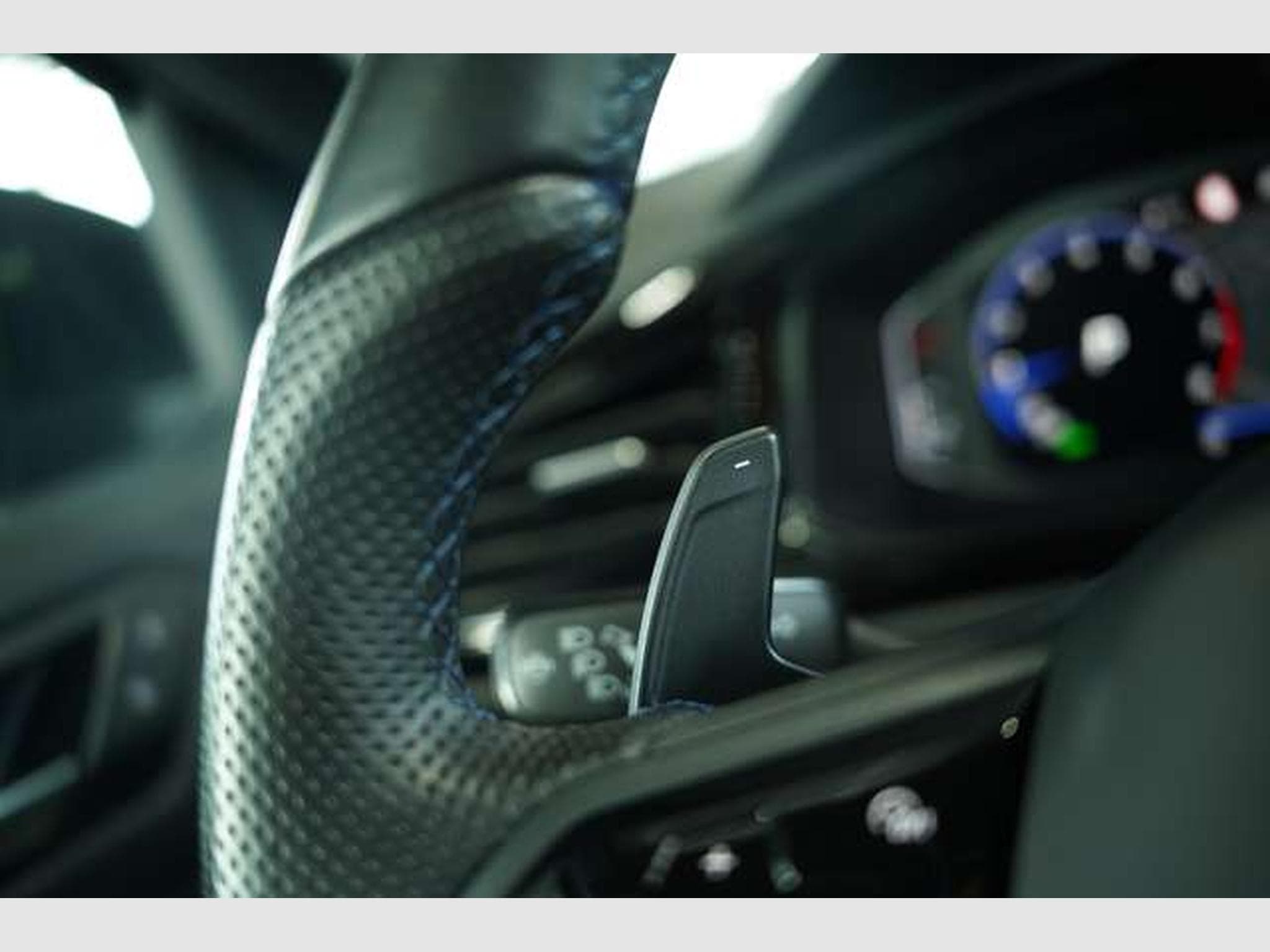 VW T-Roc R 4M *2.H *19 *Pano *AKRA *beats *ACC (2023) - Photo 44