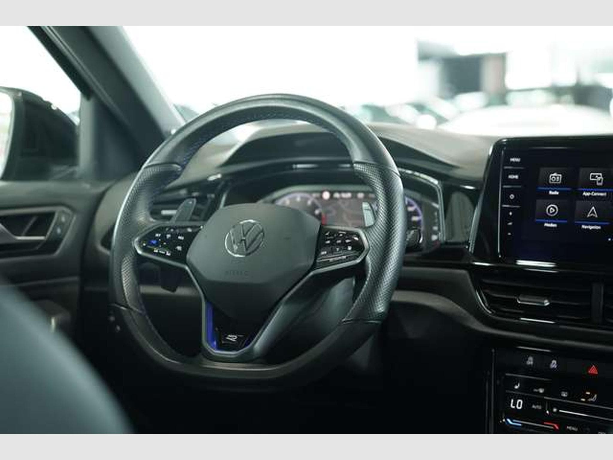 VW T-Roc R 4M *2.H *19 *Pano *AKRA *beats *ACC (2023) - Photo 48