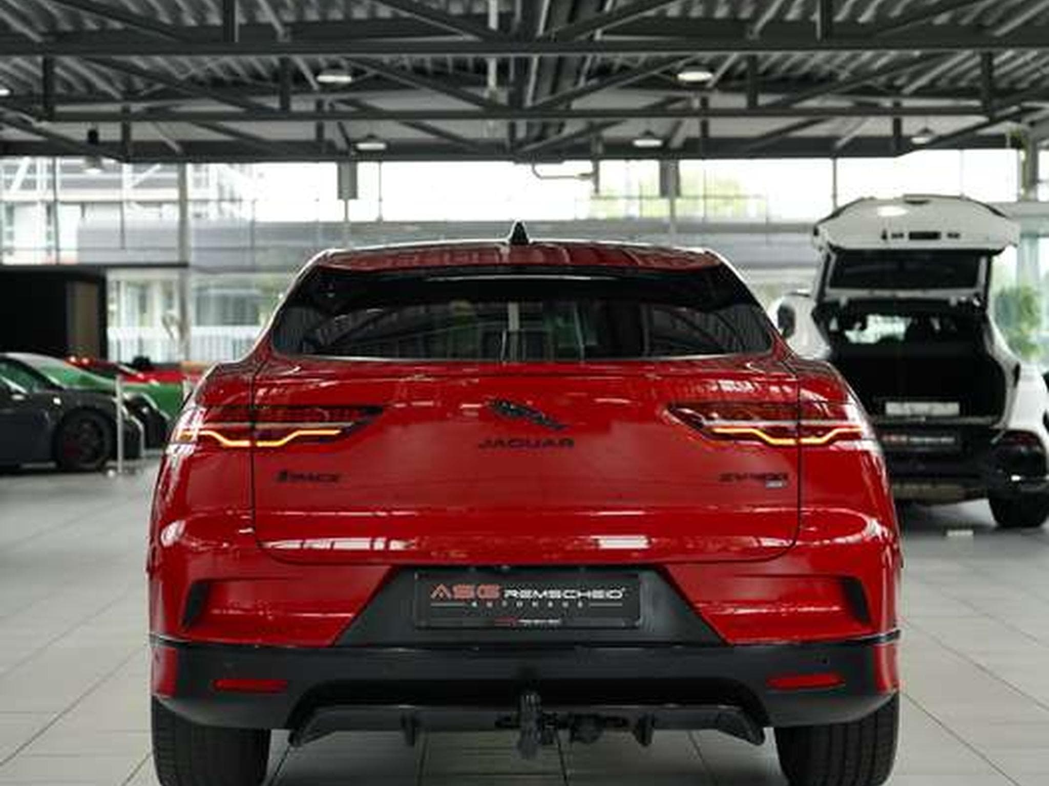 Jaguar I-Pace HSE EV 400 Black Pack *1.H *Pano *LUFT (2021) - Photo 7