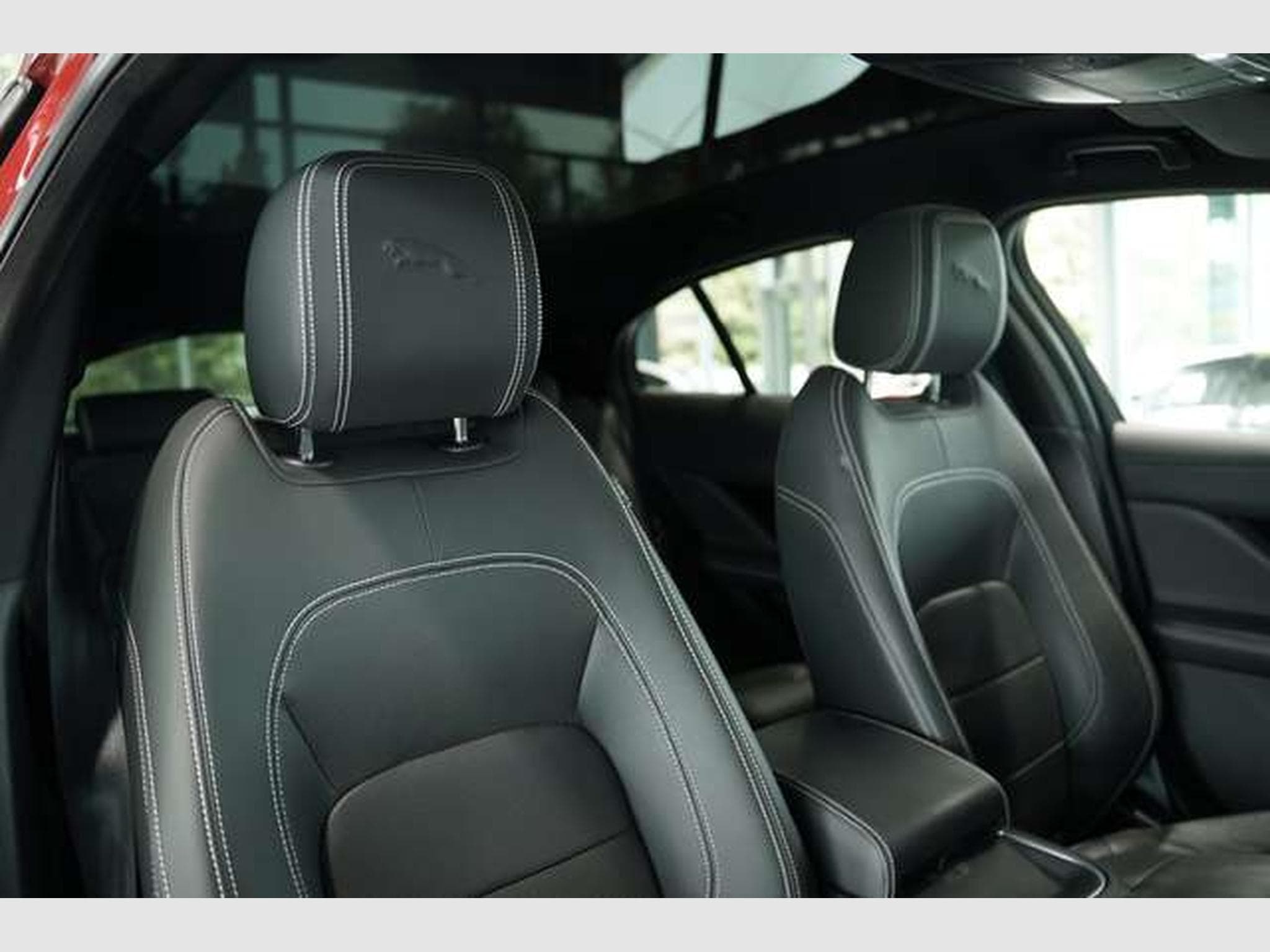 Jaguar I-Pace HSE EV 400 Black Pack *1.H *Pano *LUFT (2021) - Photo 18
