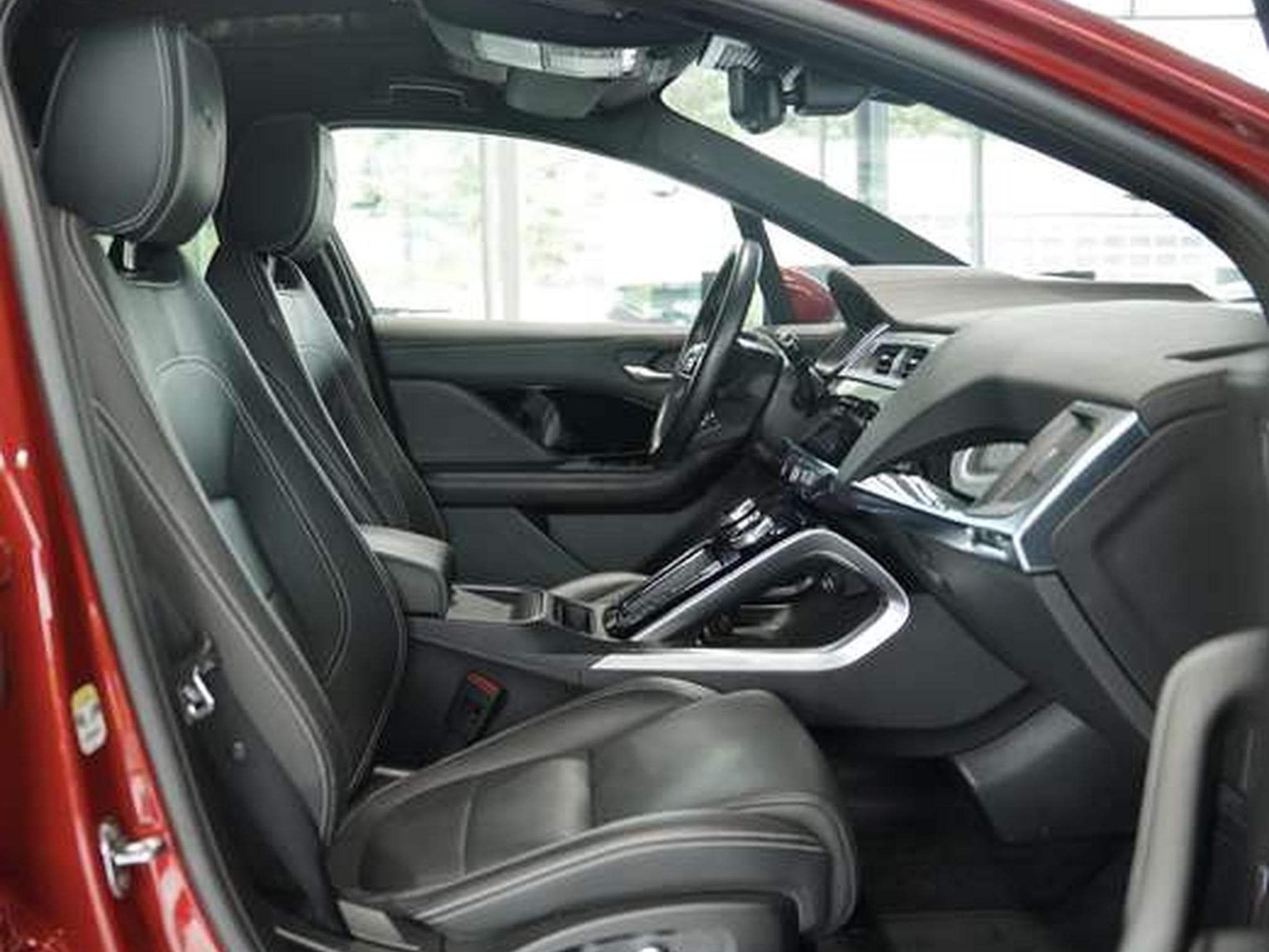 Jaguar I-Pace HSE EV 400 Black Pack *1.H *Pano *LUFT (2021) - Photo 17