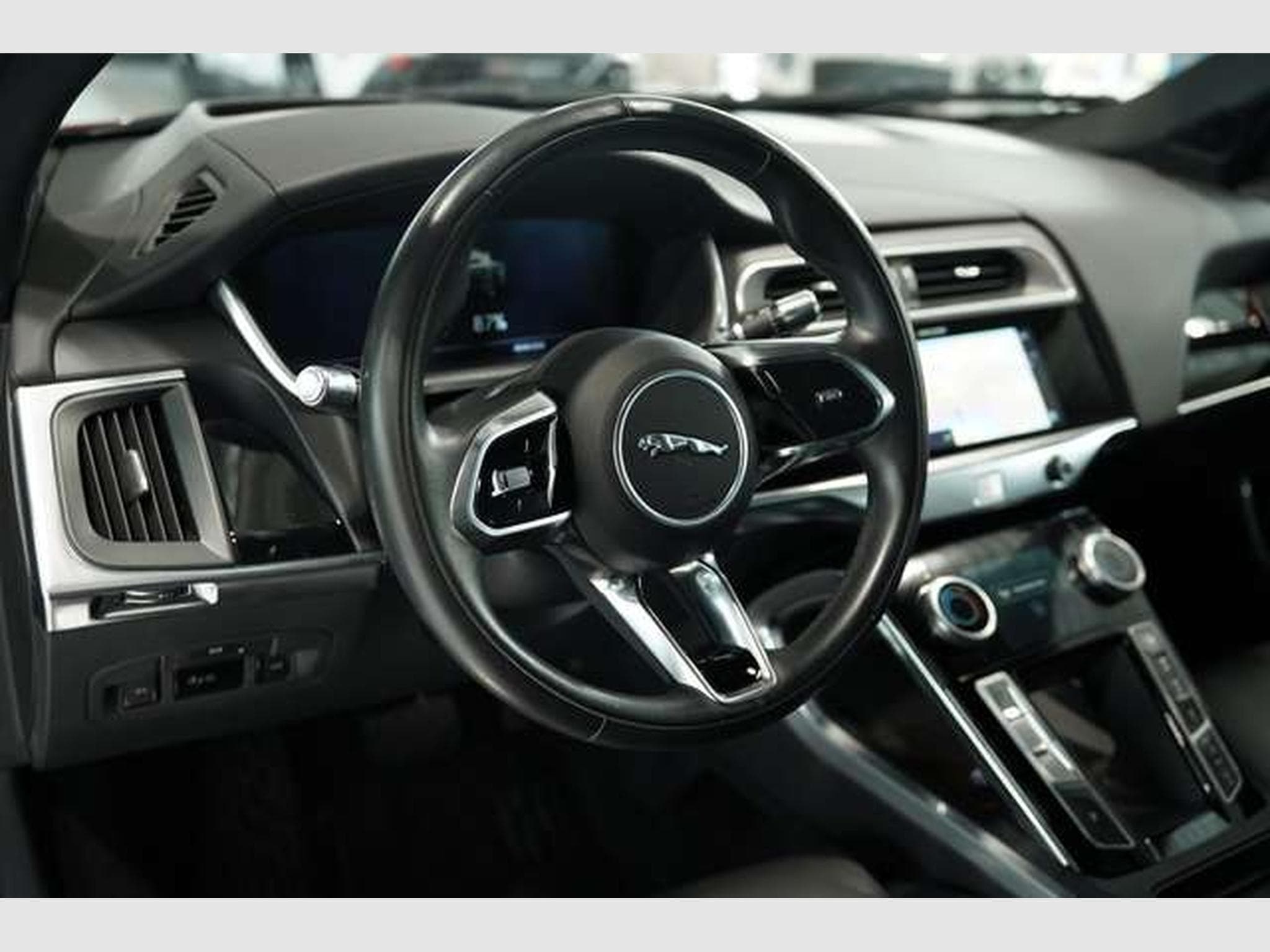 Jaguar I-Pace HSE EV 400 Black Pack *1.H *Pano *LUFT (2021) - Photo 33