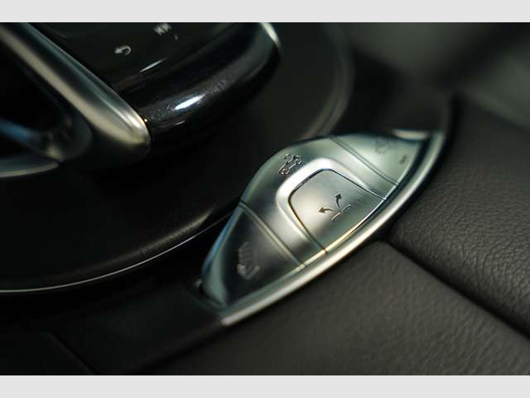 Mercedes E 400 d Cabrio 4M AMG Line 2.H *20 *MB Garantie (2022) - Photo 33