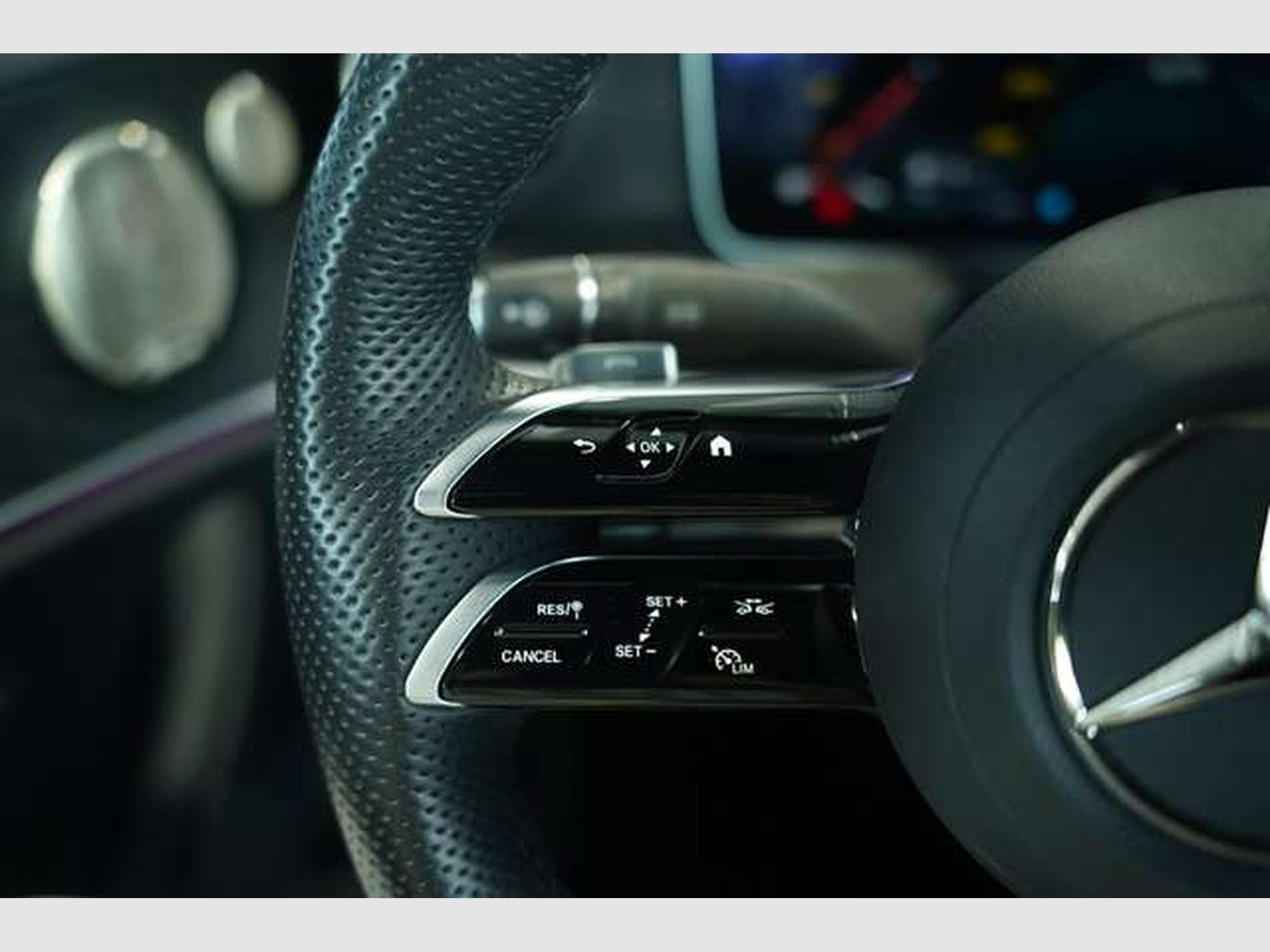 Mercedes E 400 d Cabrio 4M AMG Line 2.H *20 *MB Garantie (2022) - Photo 43