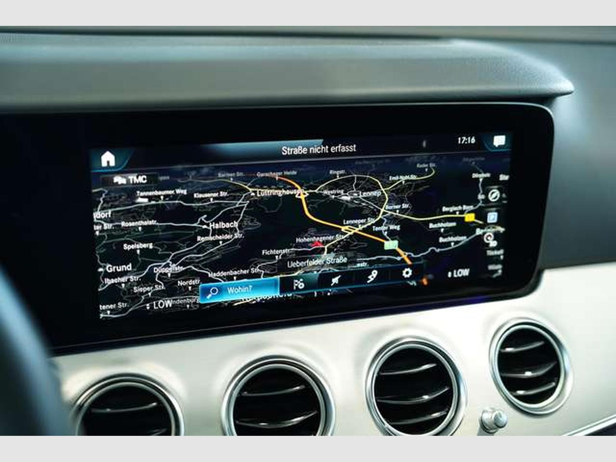 Mercedes E 220 d T Avantgarde *1.Hand *MwSt.*AHK*Business (2023) - Photo 30