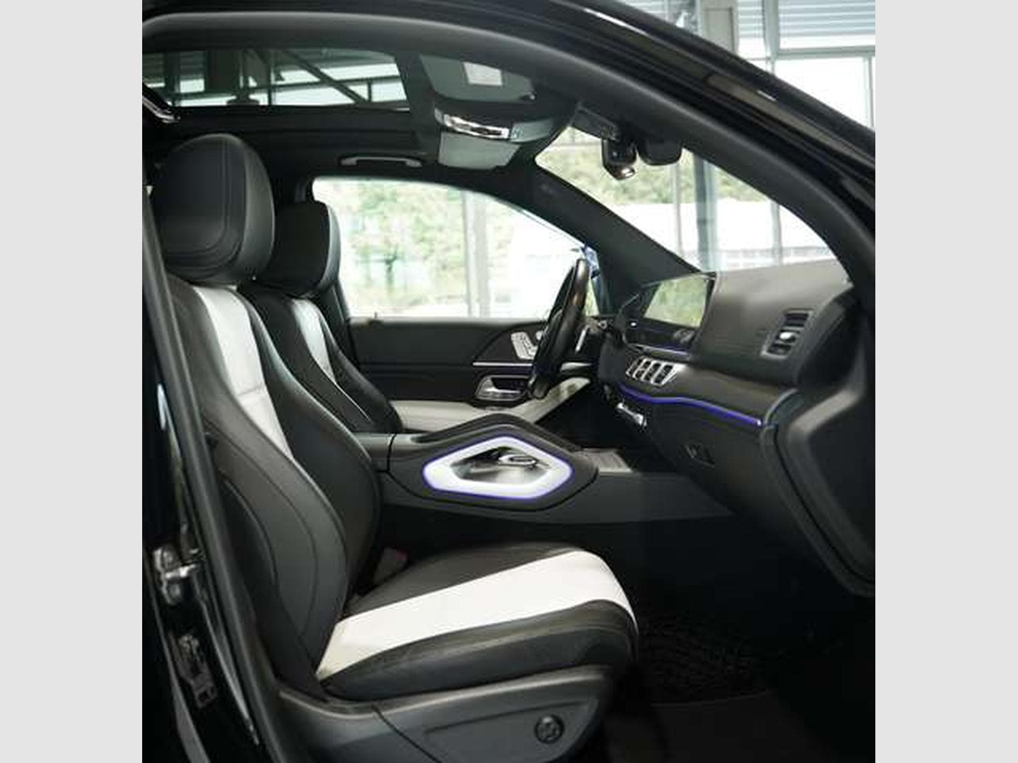 Mercedes GLE 450 4M AMG Line *2.H *7-Sitze*Pano*AHK*Leder (2020) - Photo 13