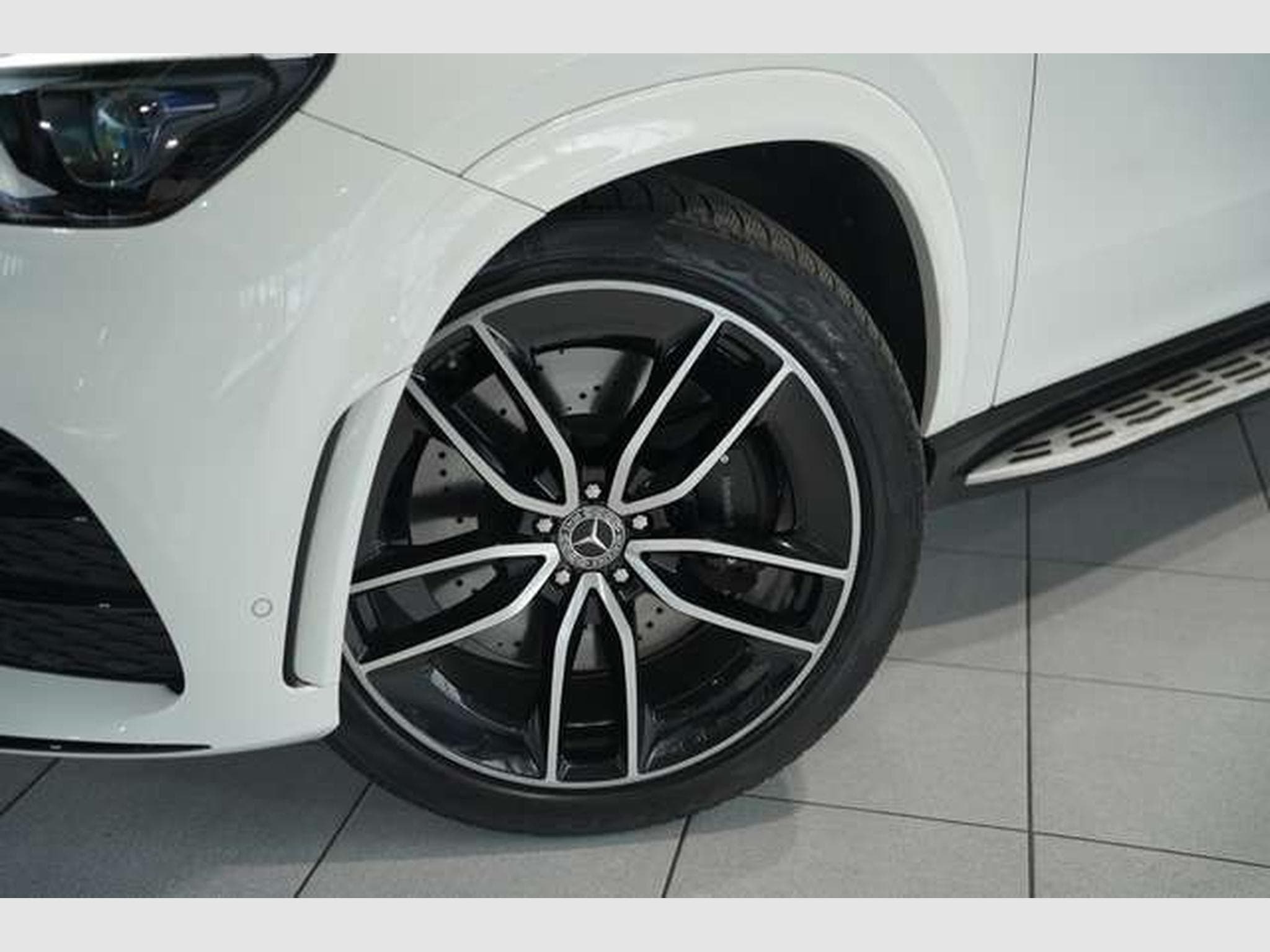 Mercedes GLE 400 d 4M Coupé AMG Line *2.H *22 *Pano*H-UP (2021) - Photo 3