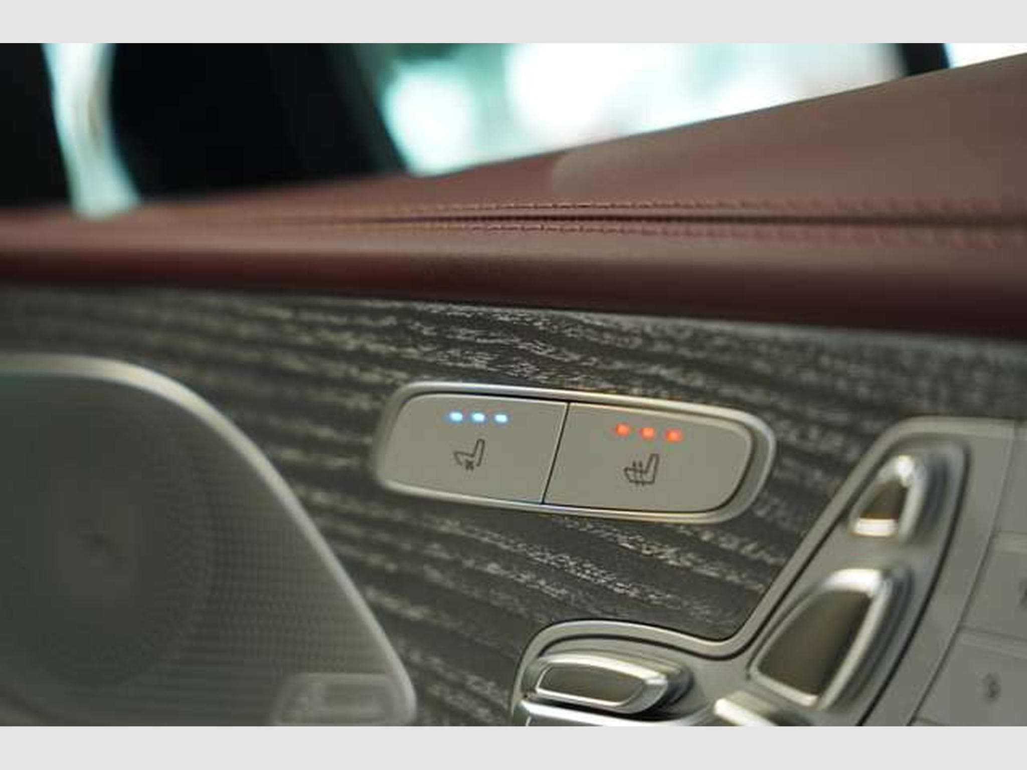 Mercedes CLS 4M 2H *20*BURM*HUD*WIDE*Designo*LUFT (2018) - Photo 17