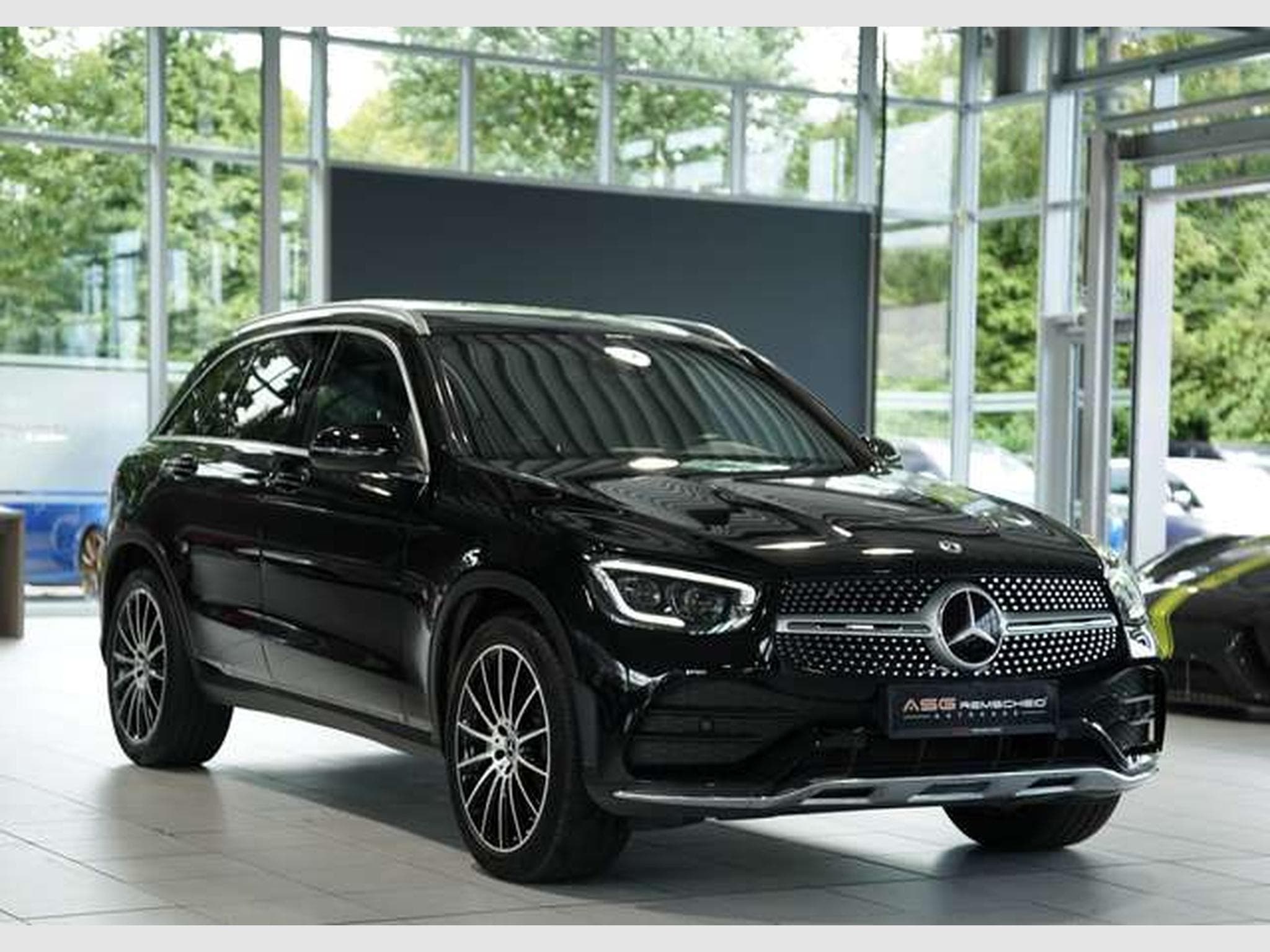 Mercedes GLC 220 d 4M AMG-Line 2.H *20*Pano*Ambiente*ACC (2021) - Photo 5