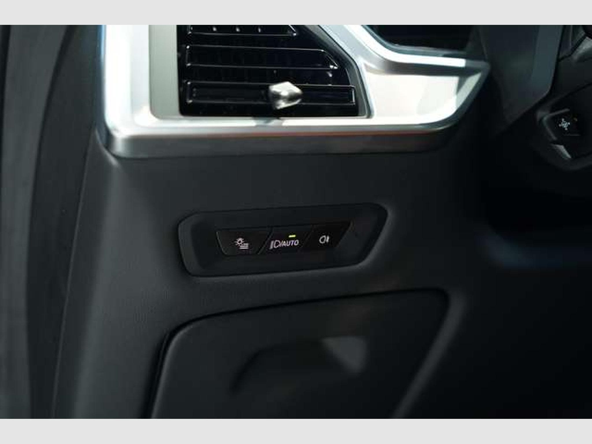BMW X5M i xD *1.H *22 *ACC*Sky Lounge*H-UP*AHK (2024) - Photo 32