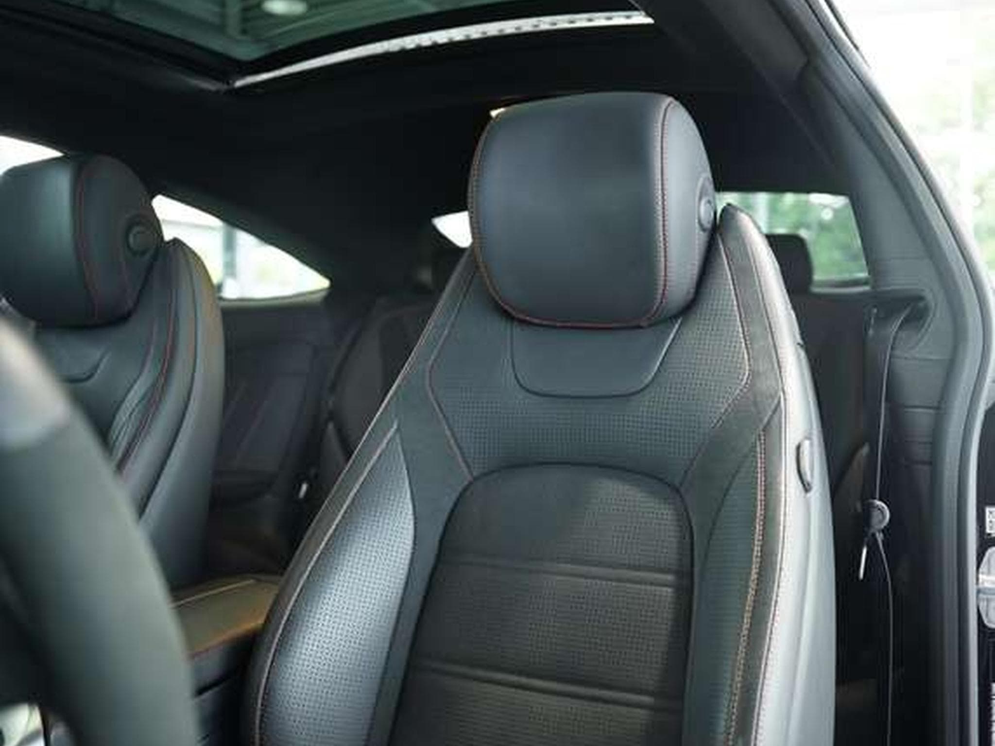 Mercedes C 300 Coupé 4M AMG Line 2.H *BURM *Digital *Pano (2022) - Photo 36