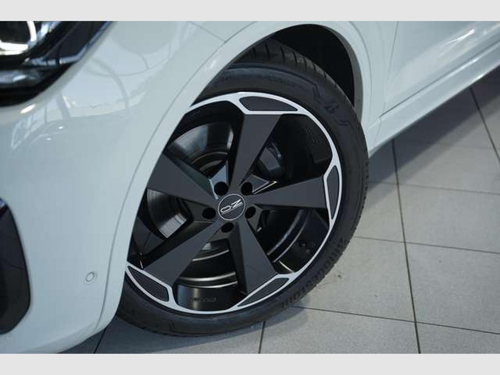 VW Touareg R Line 4M *2.H *21 *LUFT *Digital *Pano (2018) - Photo 3