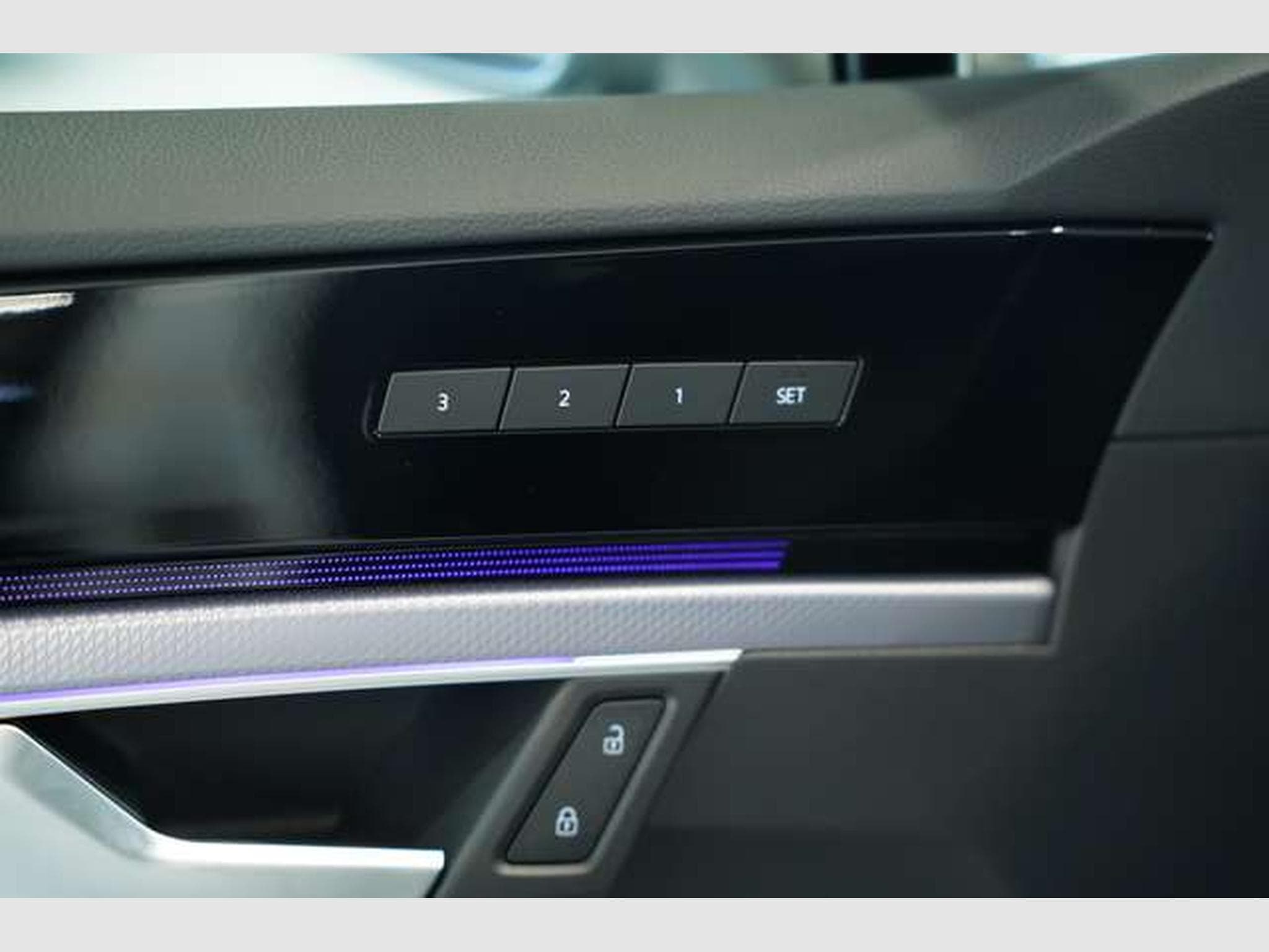 VW Touareg R Line 4M *2.H *21 *LUFT *Digital *Pano (2018) - Photo 33