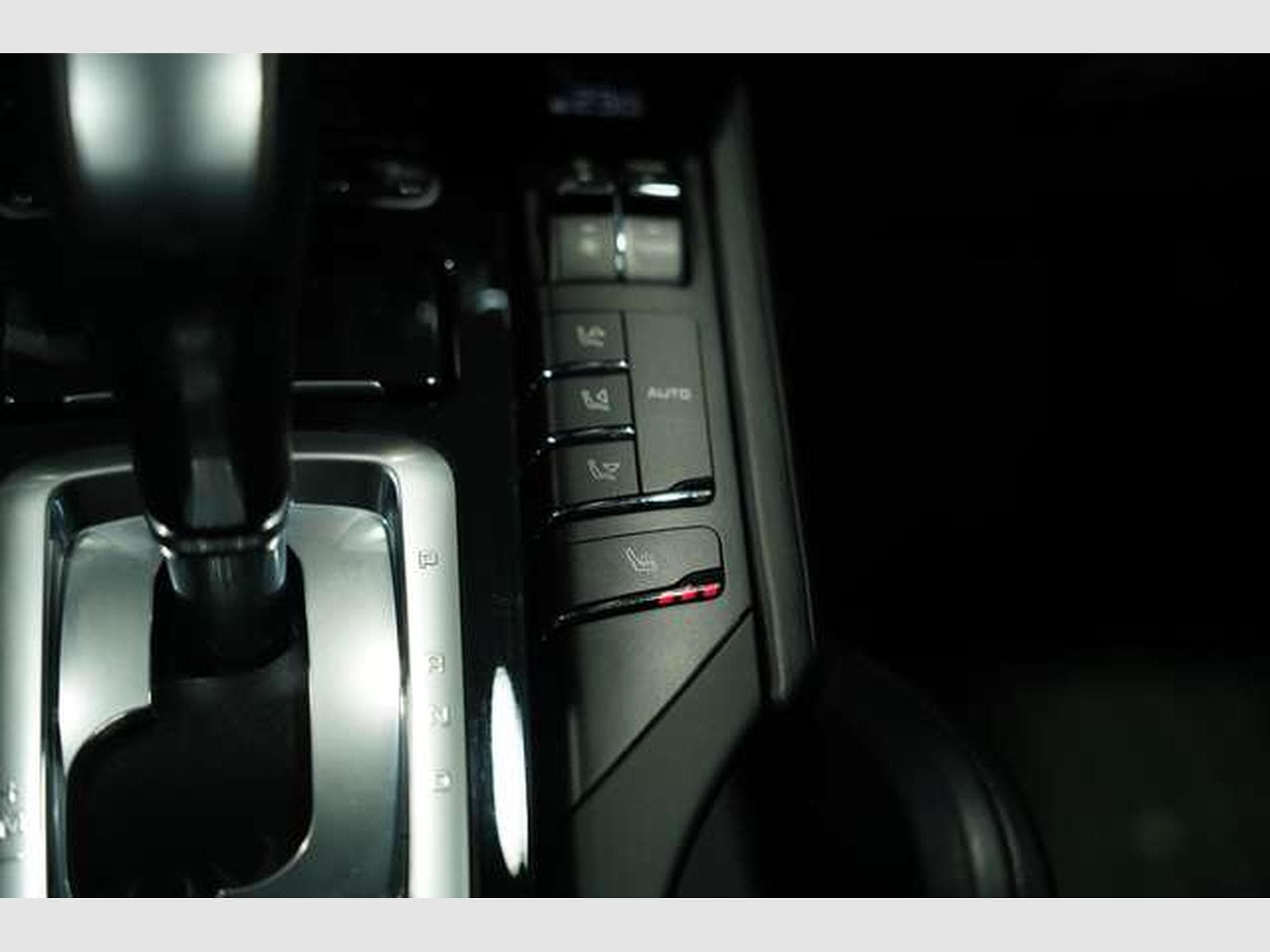 Porsche Cayenne Diesel Platinum Edition *21 *Luft *Pano (2017) - Photo 34