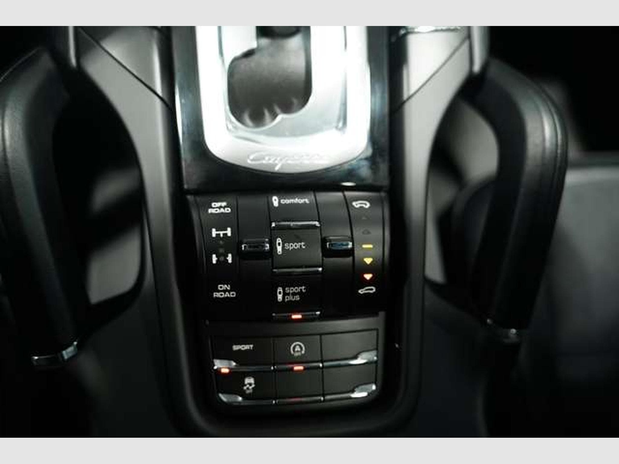 Porsche Cayenne Diesel Platinum Edition *21 *Luft *Pano (2017) - Photo 35